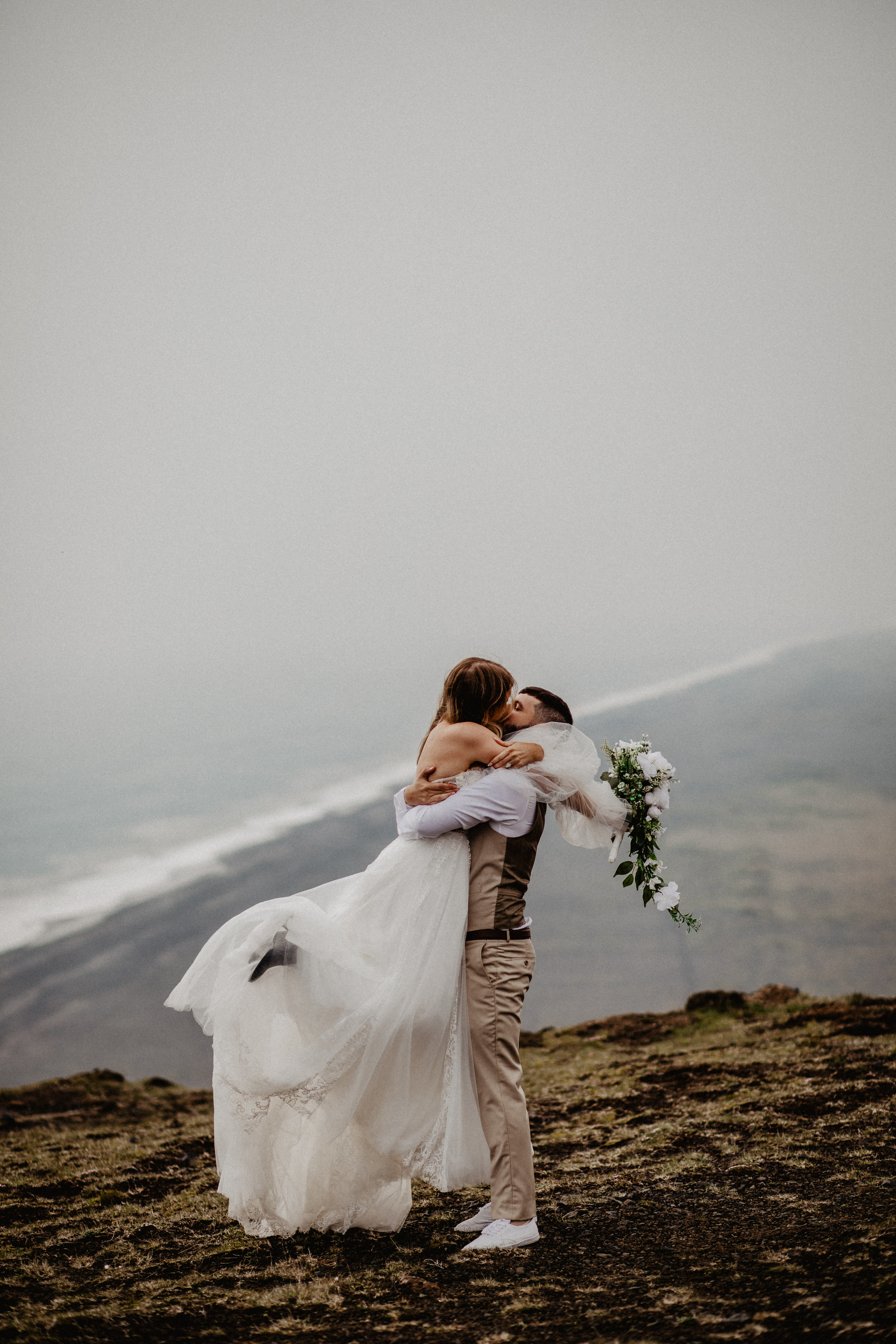 Elopement in Iceland. Iceland elopement photographer & videographer