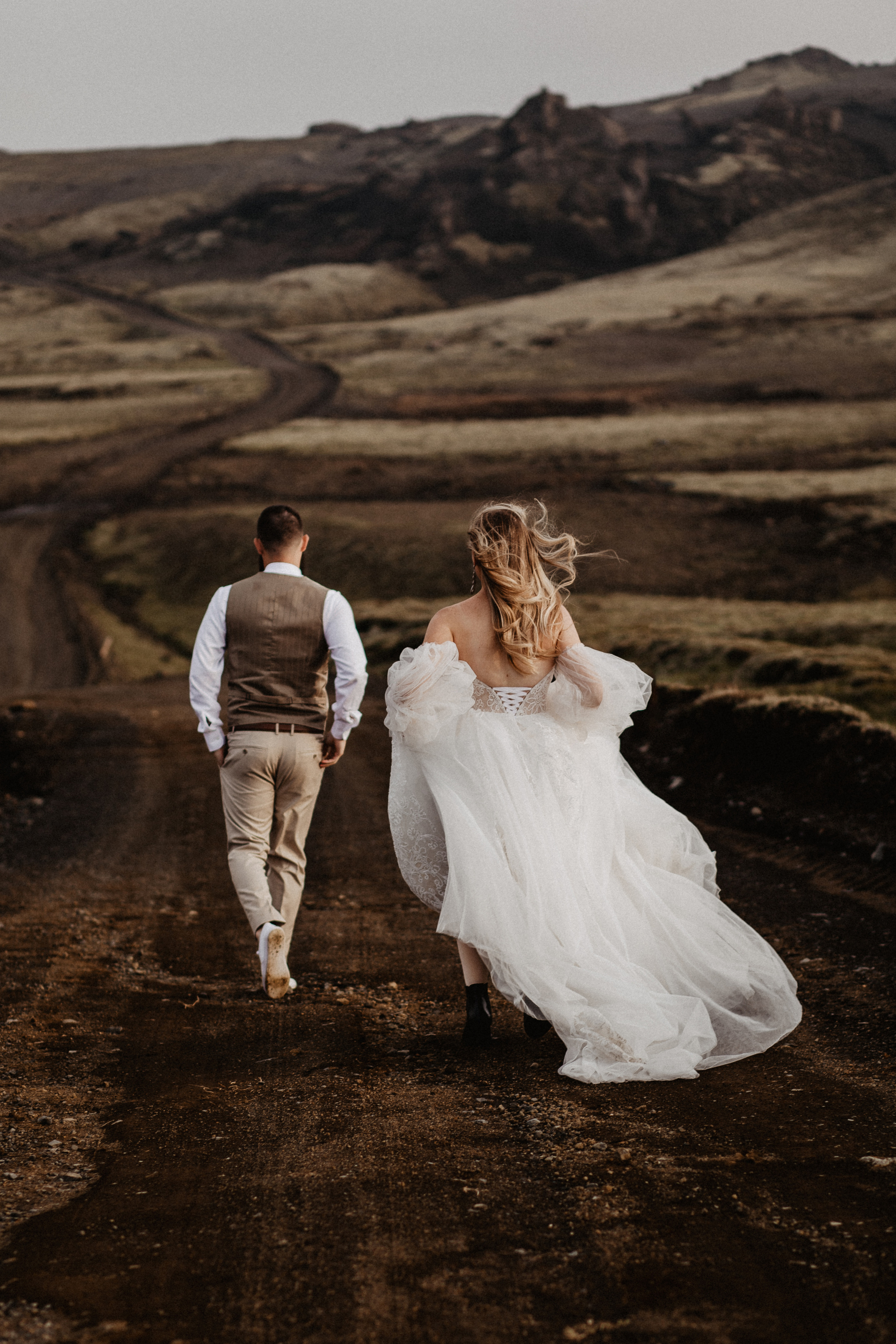 Elopement in Iceland. Iceland elopement photographer & videographer