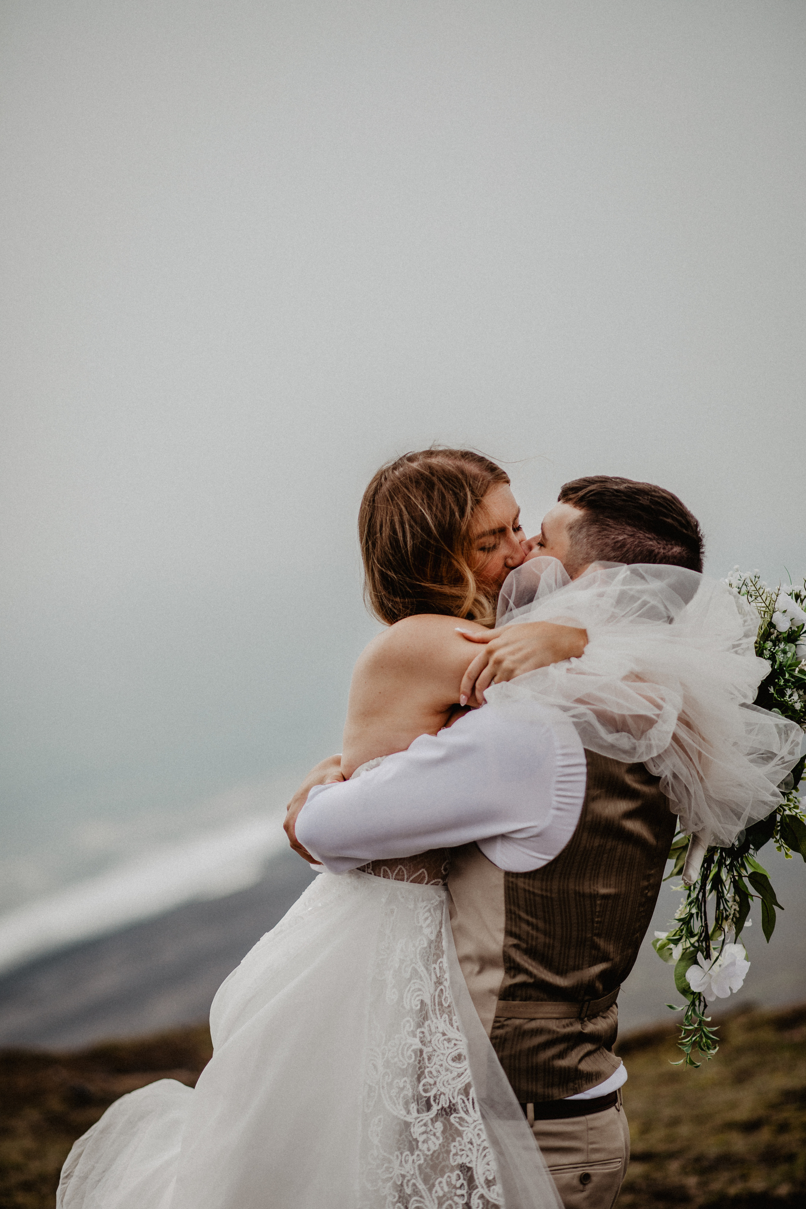 Elopement in Iceland. Iceland elopement photographer & videographer