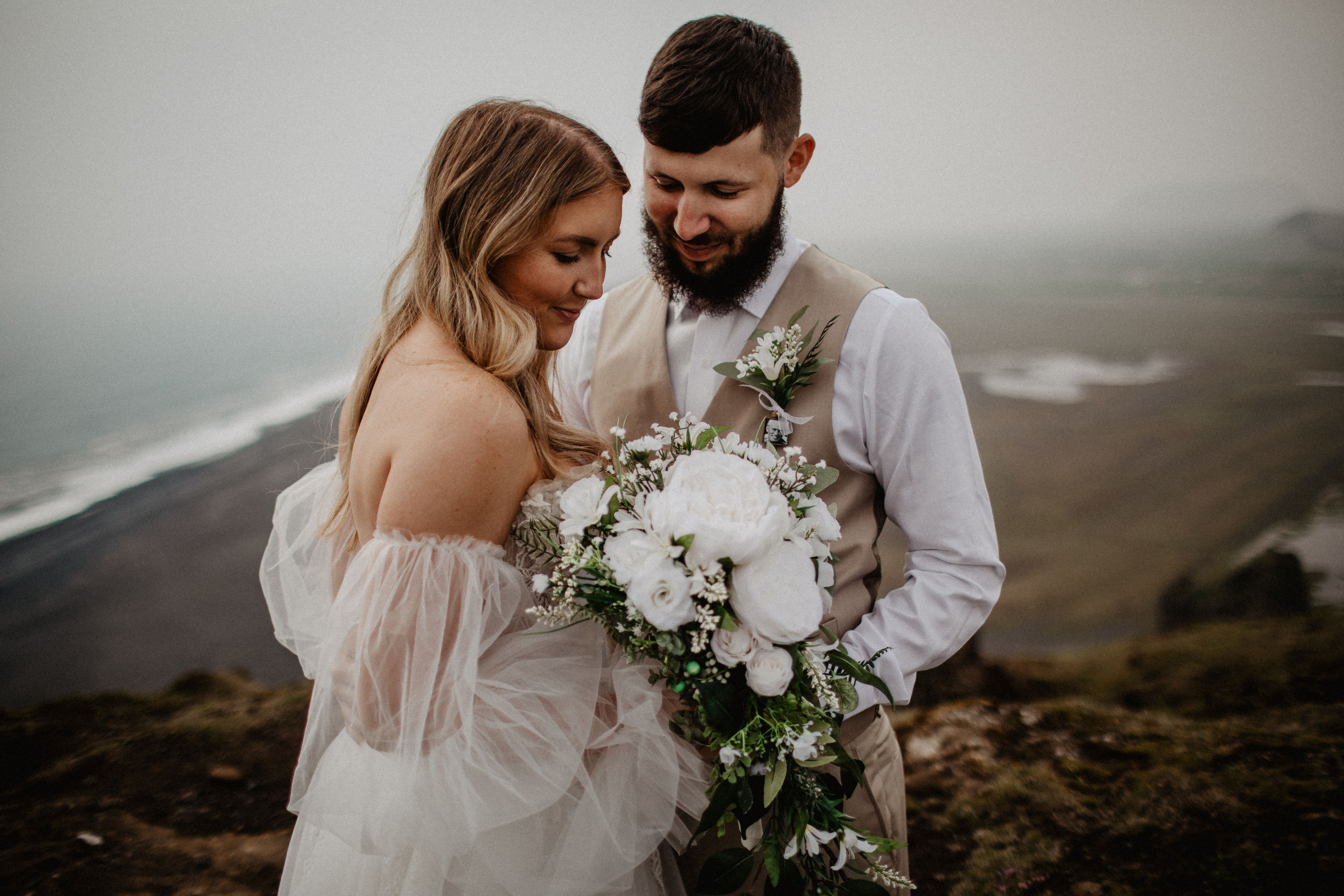 Elopement in Iceland. Iceland elopement photographer & videographer