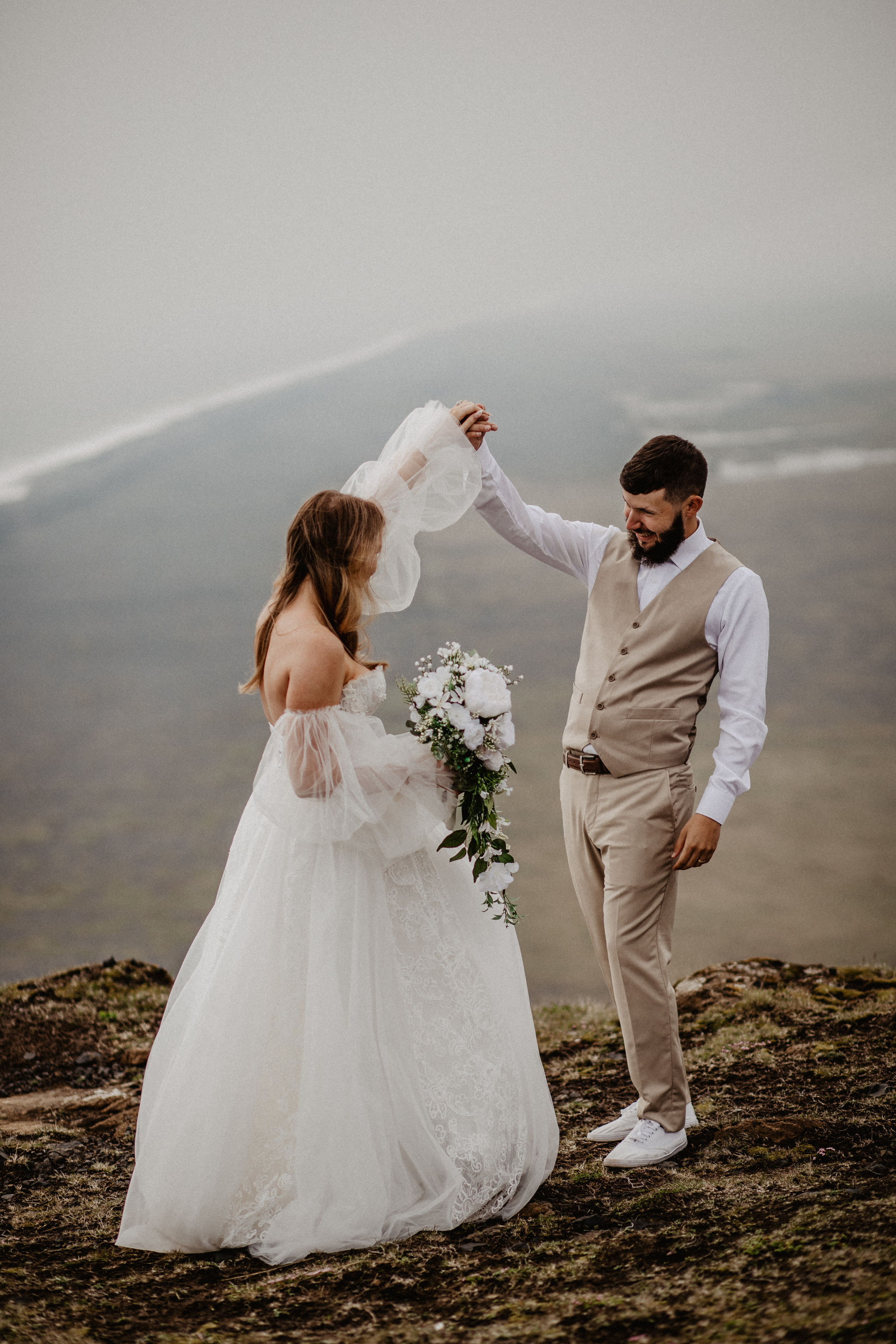 Elopement in Iceland. Iceland elopement photographer & videographer
