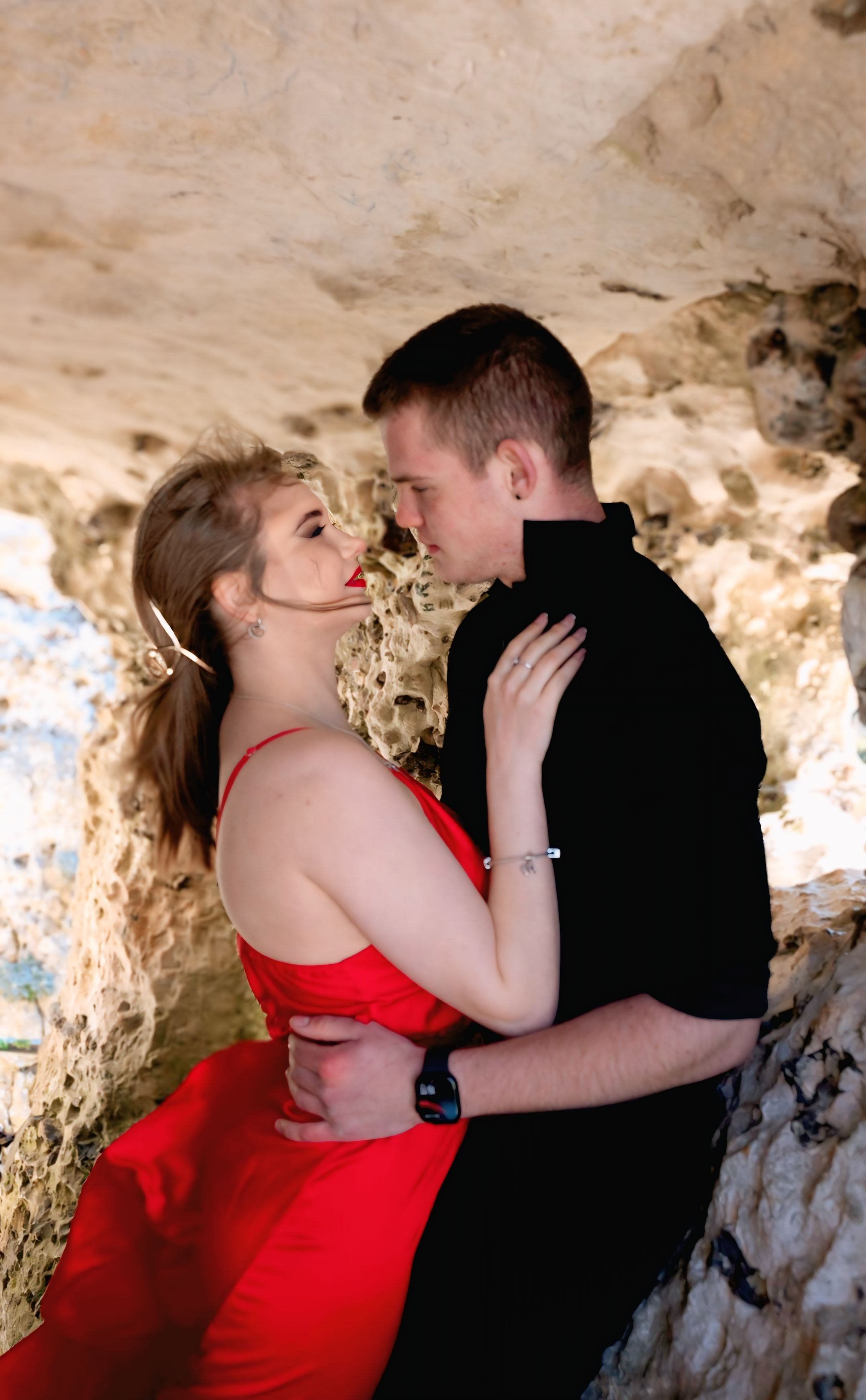 Lovestory photoshoot in Paris. Alina Tagzieva- a photograper in Paris