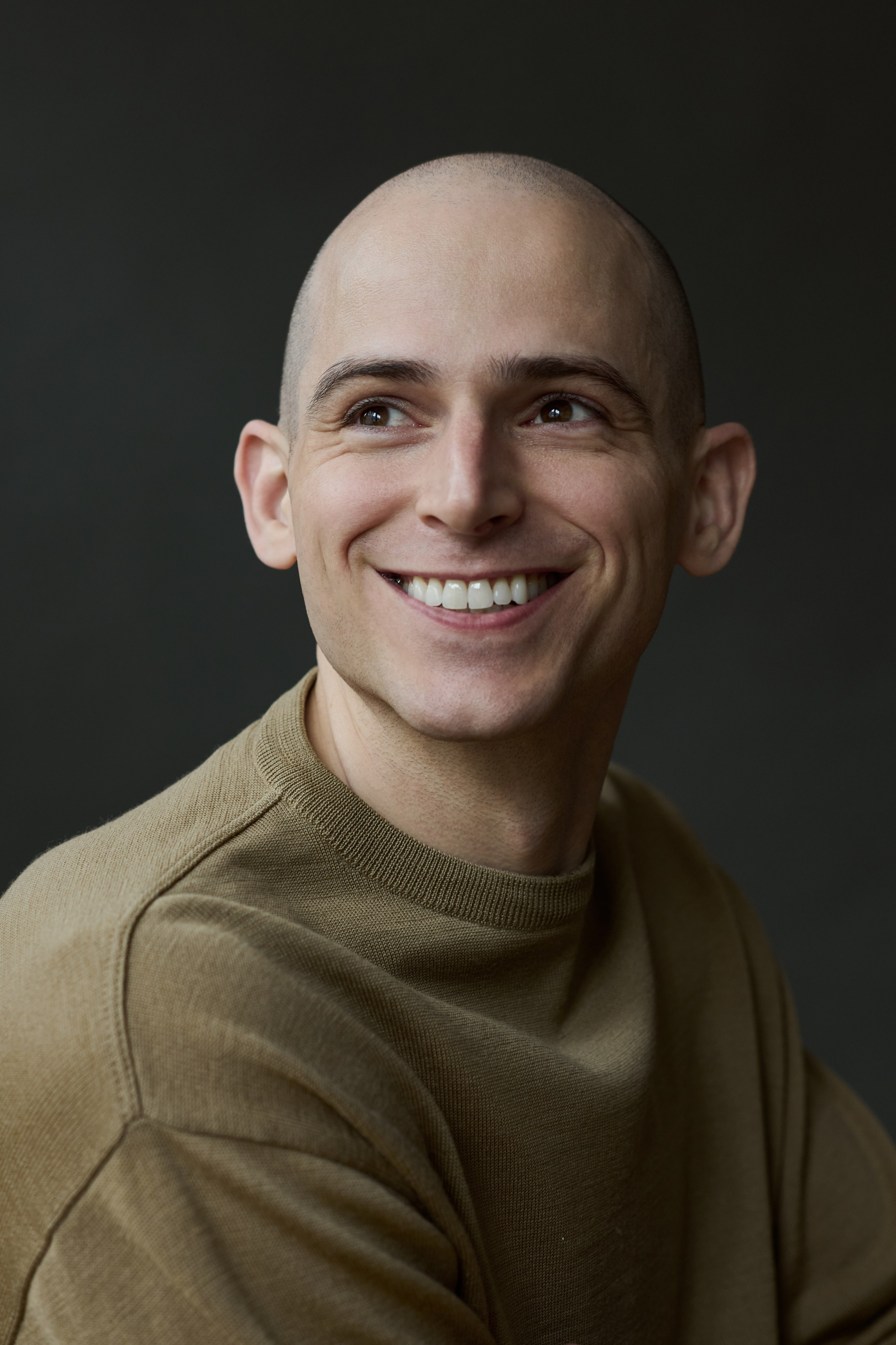 Portrait of Guillermo Arribas. Fotograaf Amsterdam en Brussel - Victoria Ushkanova