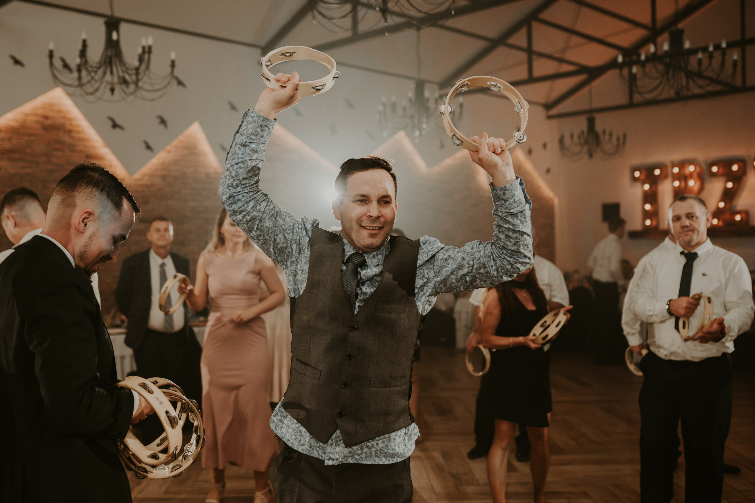 Trzy Drzewa: wspaniała uroczystość Wiktorii i Kamila. Karkowskafoto - fotografia miłości