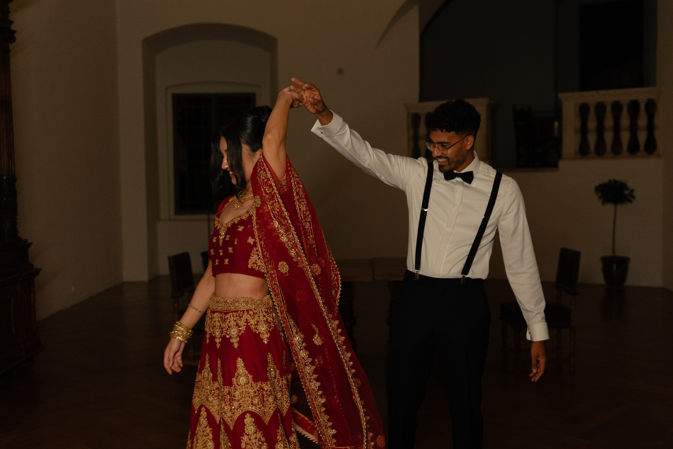 Elegant Castle Wedding in Austria | Alwin & Ruth’s Fairytale Celebration. Wedding photographer and videographer based in Timisoara, Romania