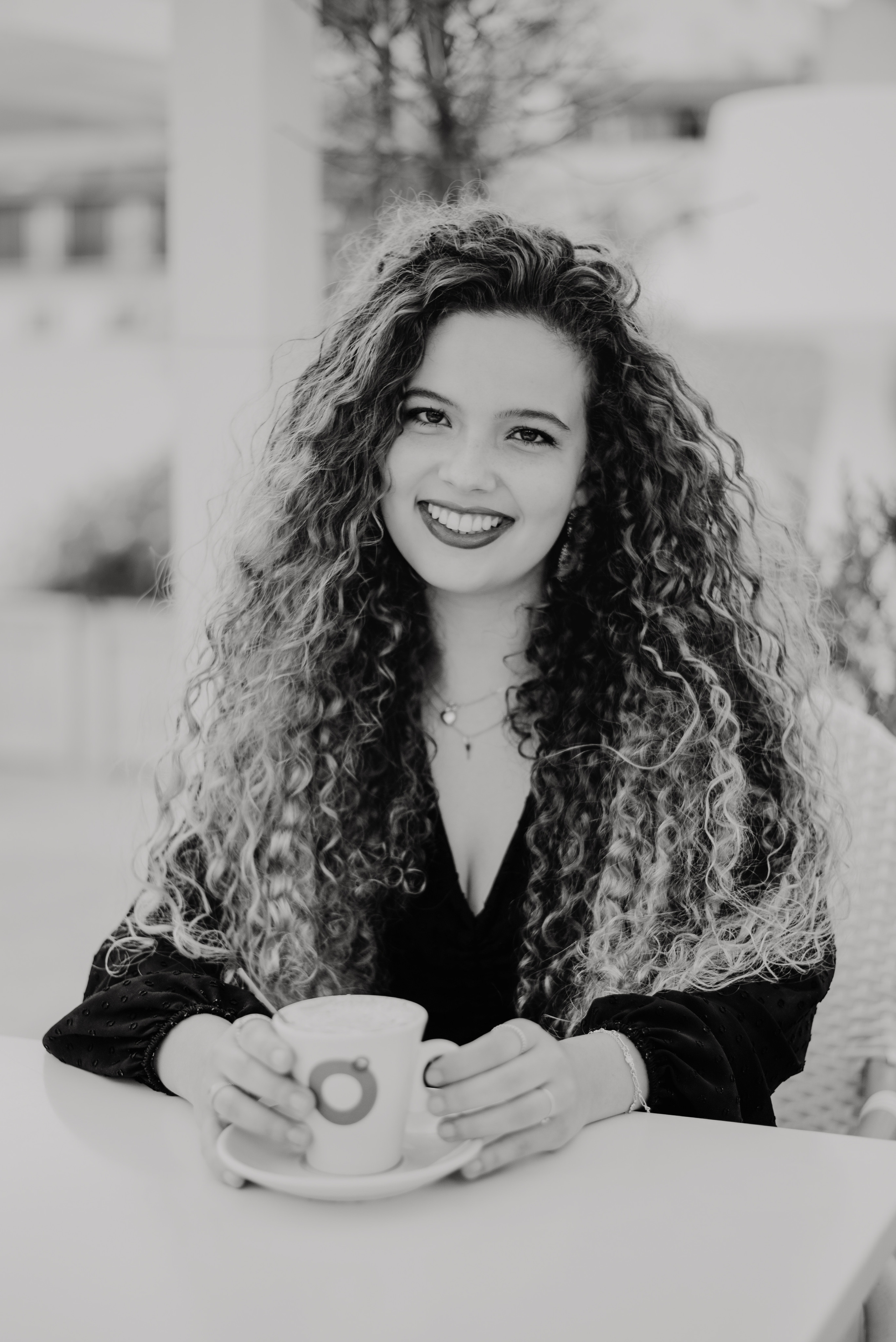 Joana. Lifestyle, wedding and family photographer