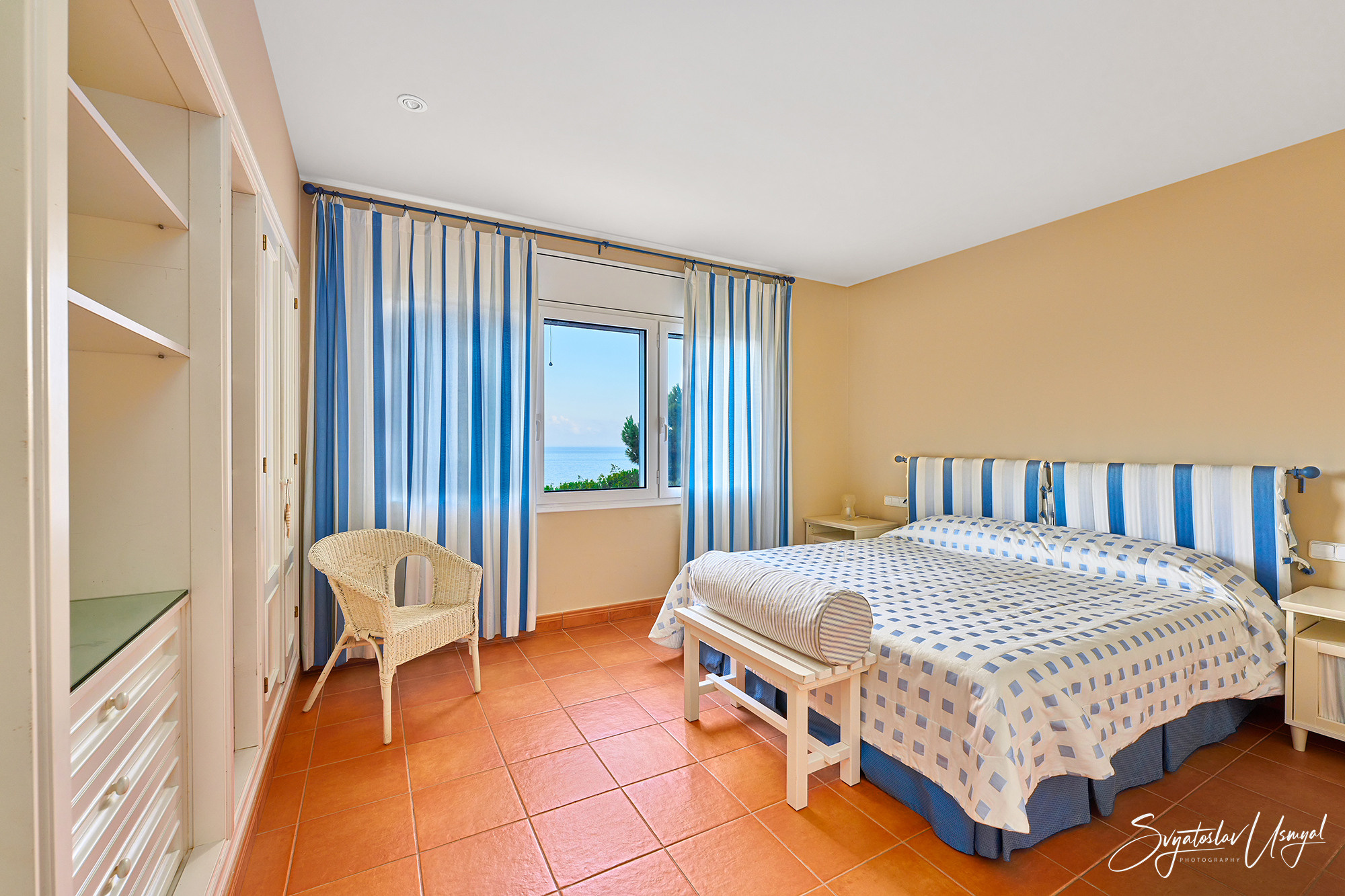 Property. Photographer @ Studio | Barcelona — Svyatoslav Usmyal