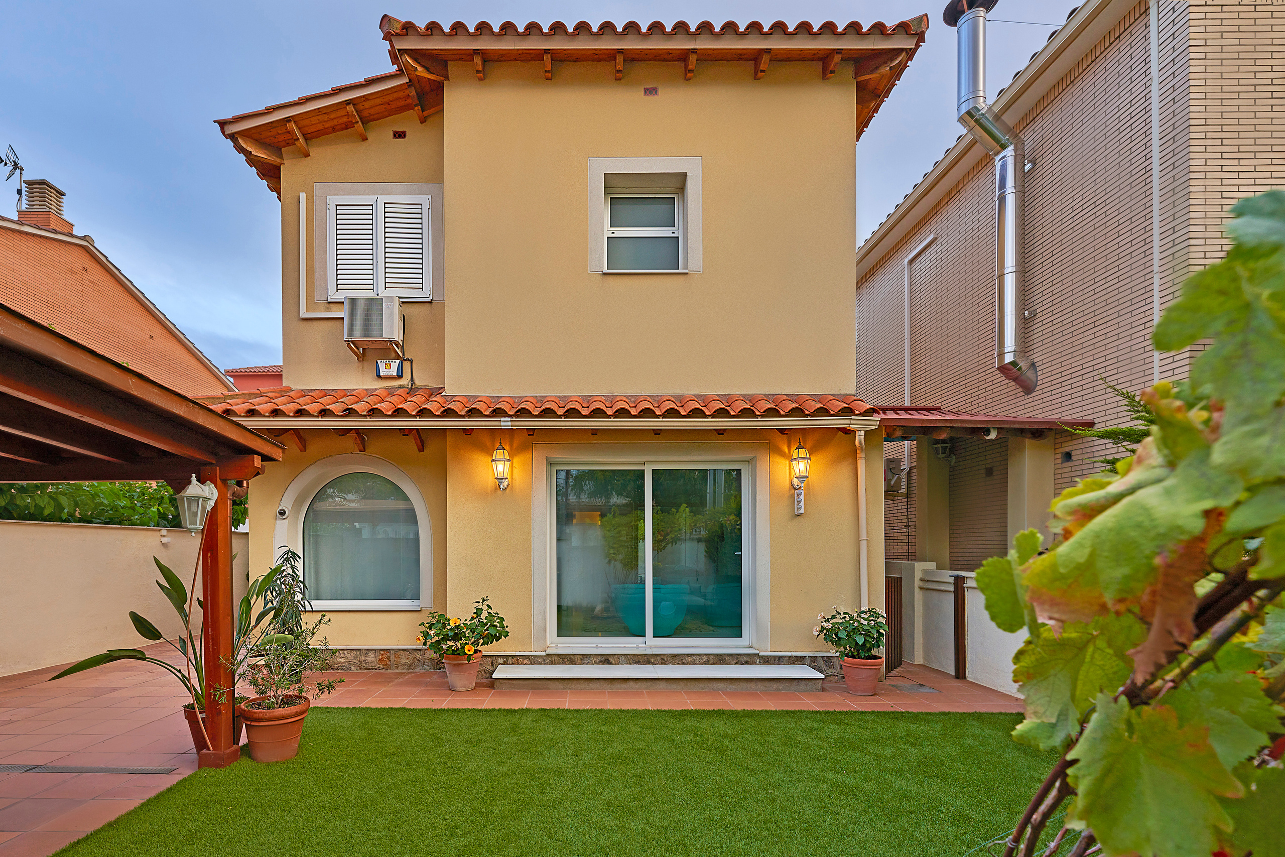 Property. Photographer @ Studio | Barcelona — Svyatoslav Usmyal