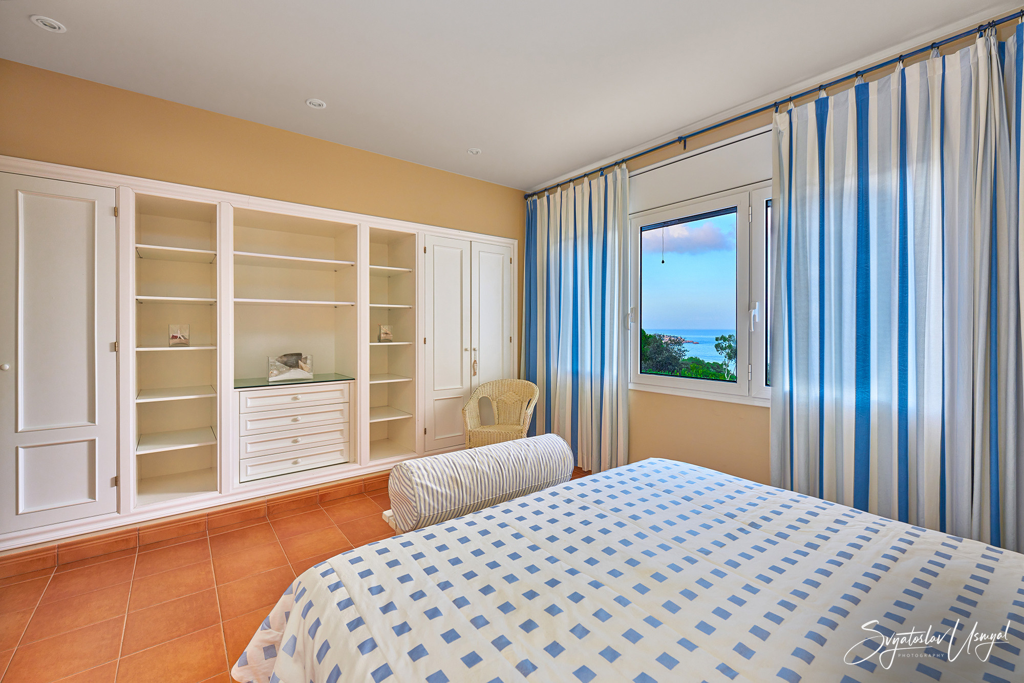 Property. Photographer @ Studio | Barcelona — Svyatoslav Usmyal