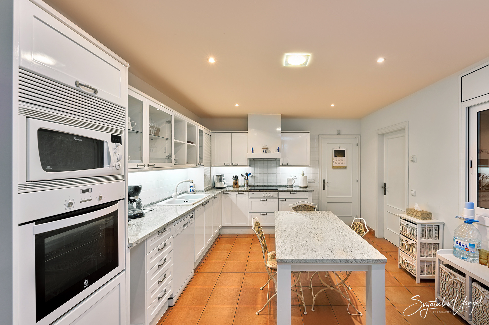 Property. Photographer @ Studio | Barcelona — Svyatoslav Usmyal