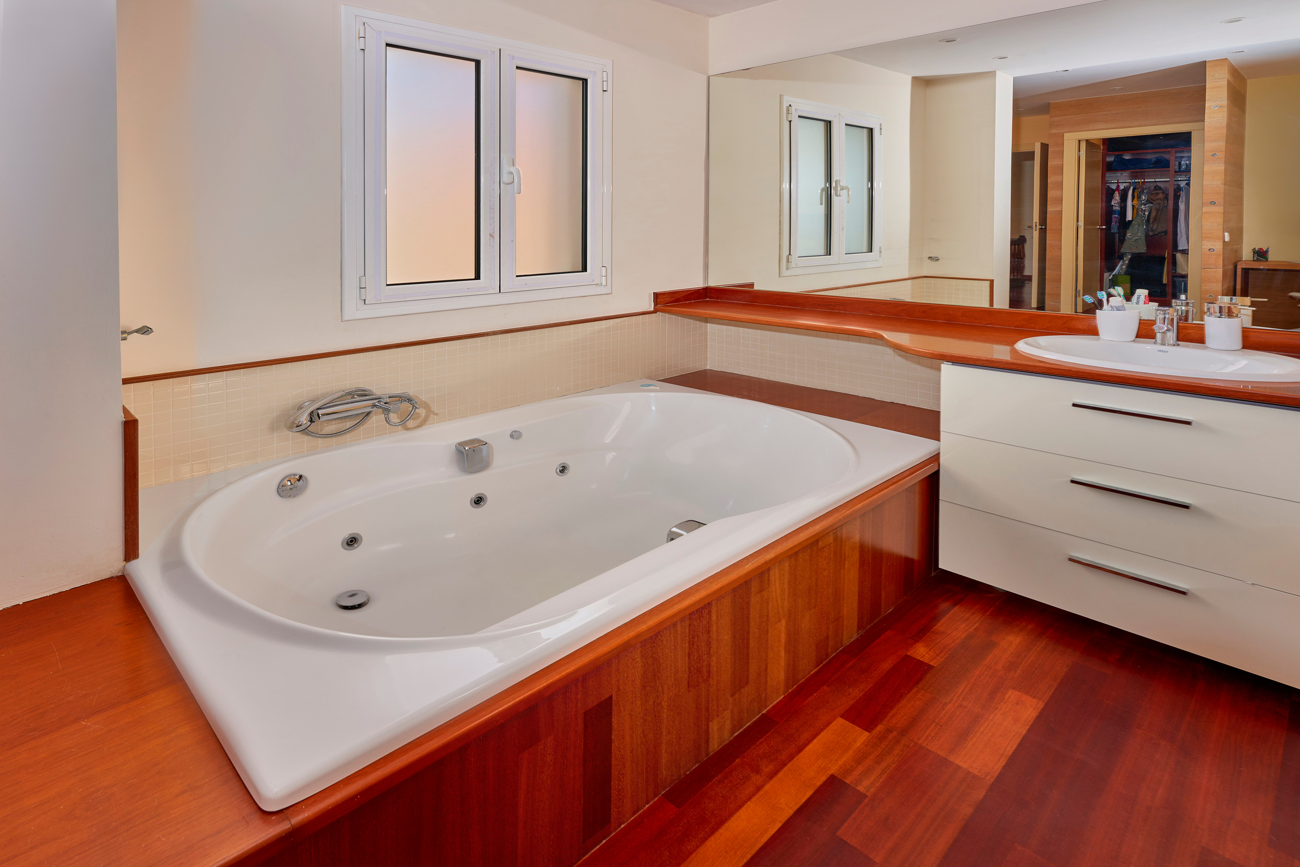 Property. Photographer @ Studio | Barcelona — Svyatoslav Usmyal