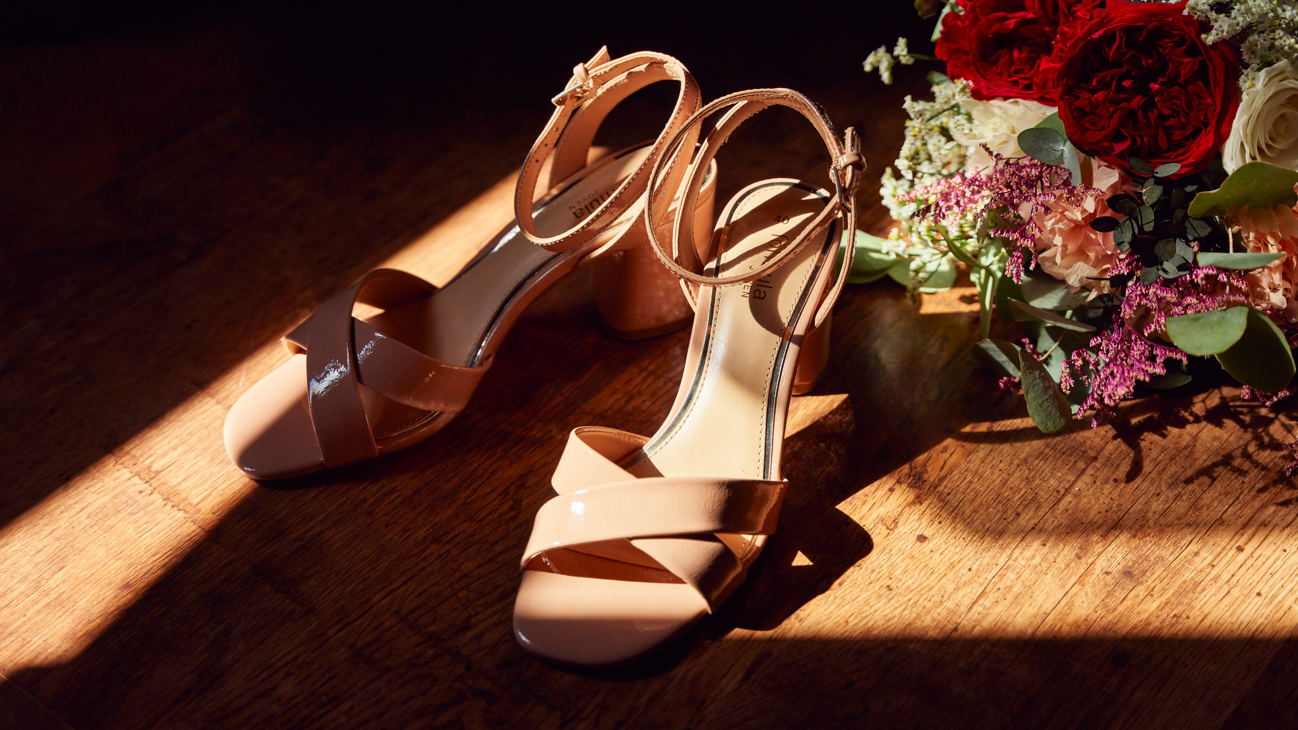 Photographer @ Studio | Barcelona — Svyatoslav Usmyal