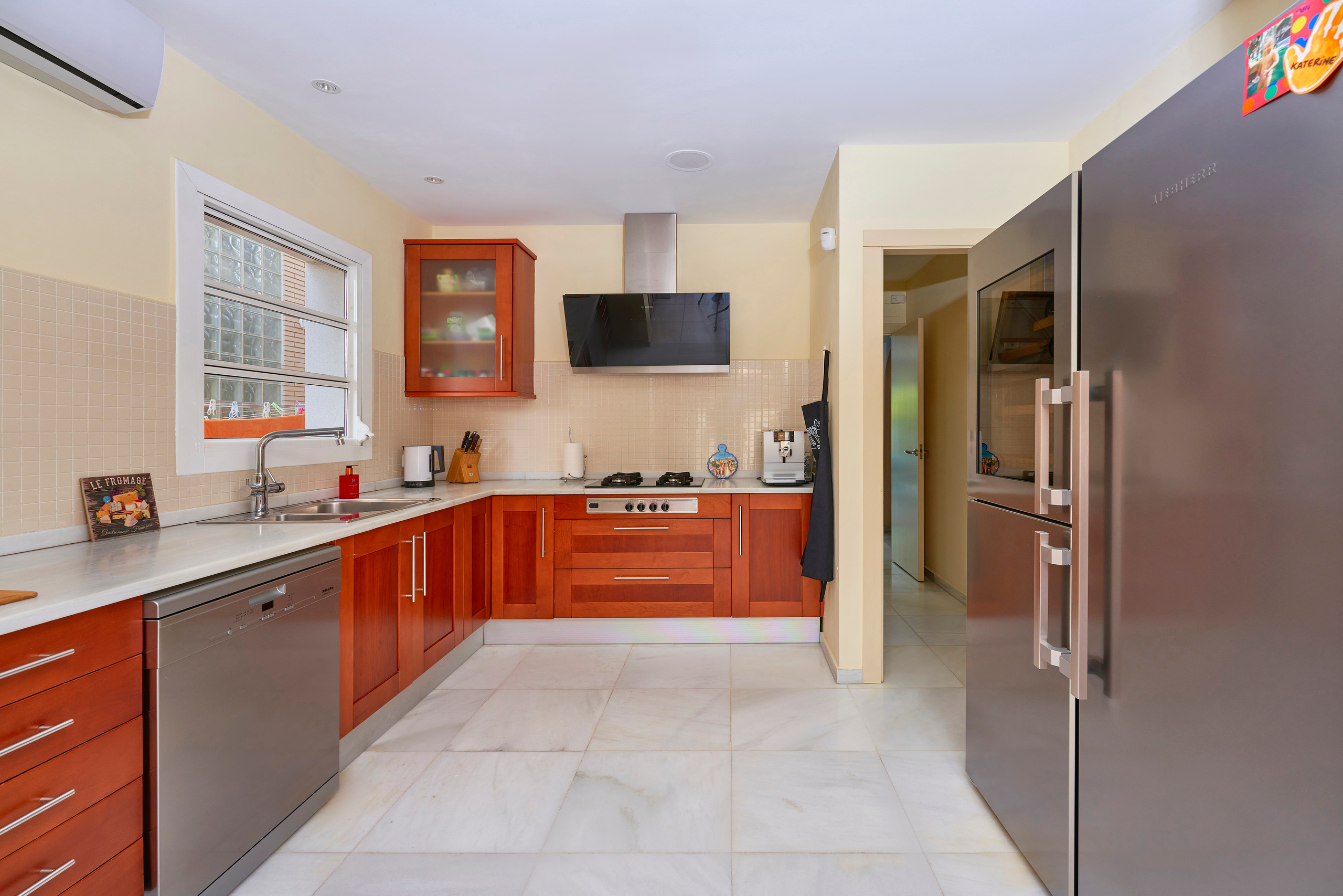 Property. Photographer @ Studio | Barcelona — Svyatoslav Usmyal