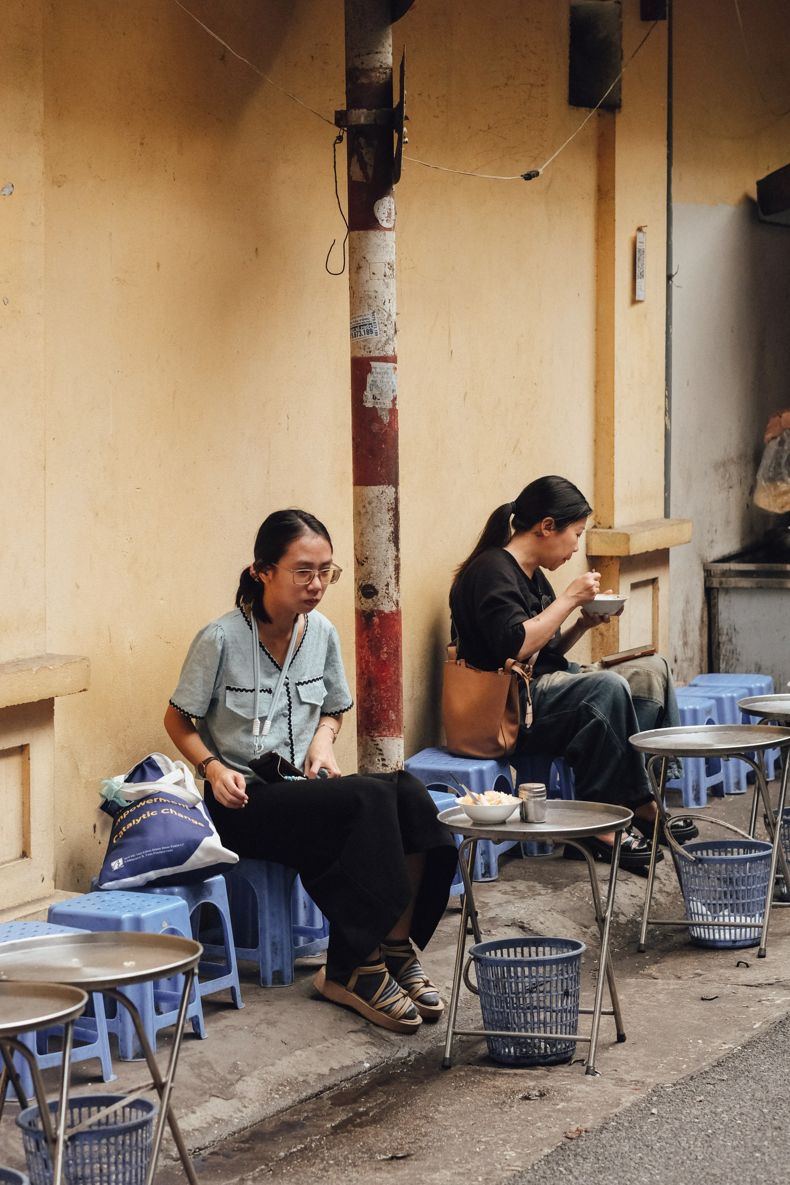 Vietnamese street scenes | Photo by Yukophotography 📸