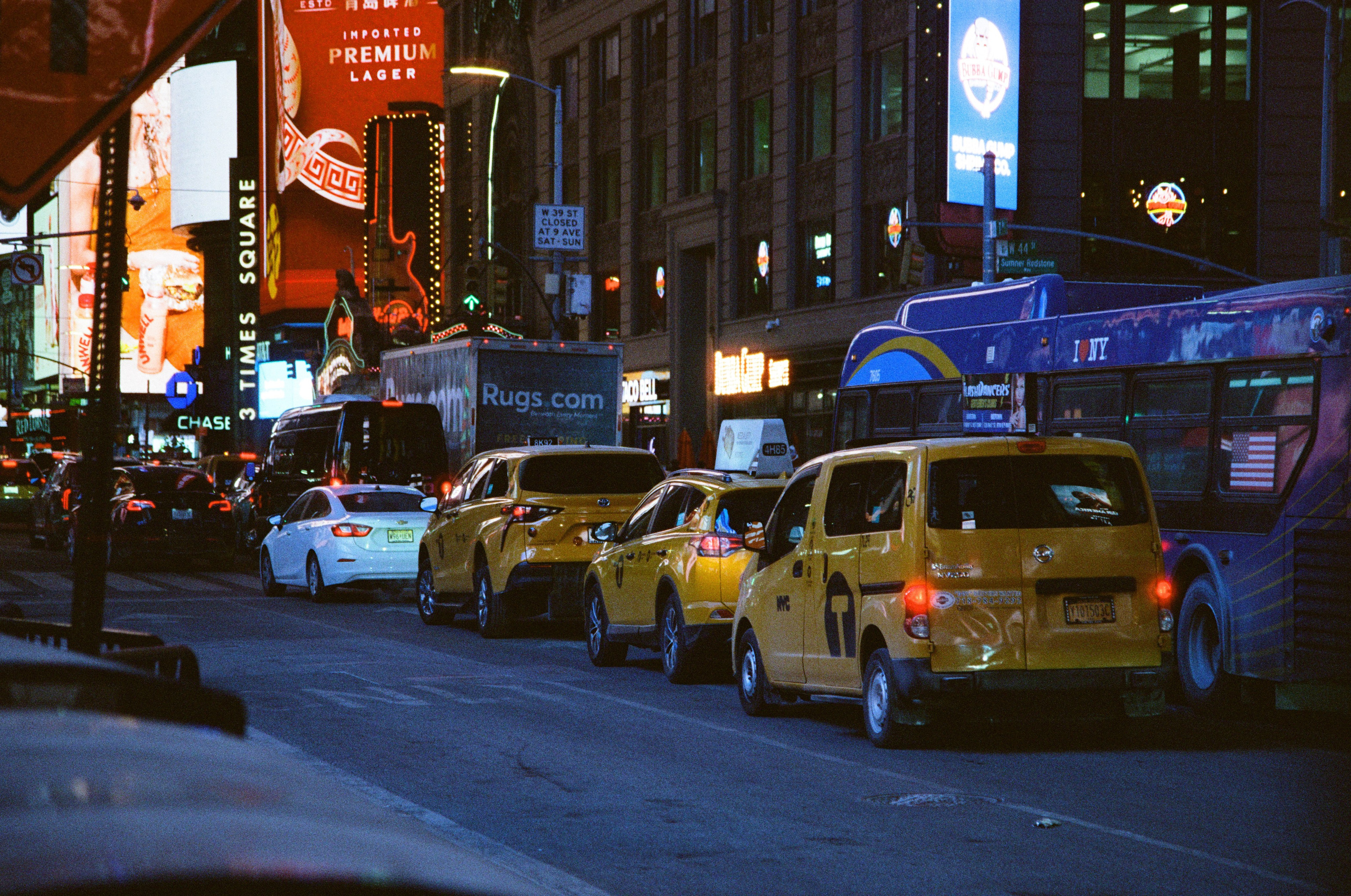 Нью-Йорк в январе: холодно, но волшебно!