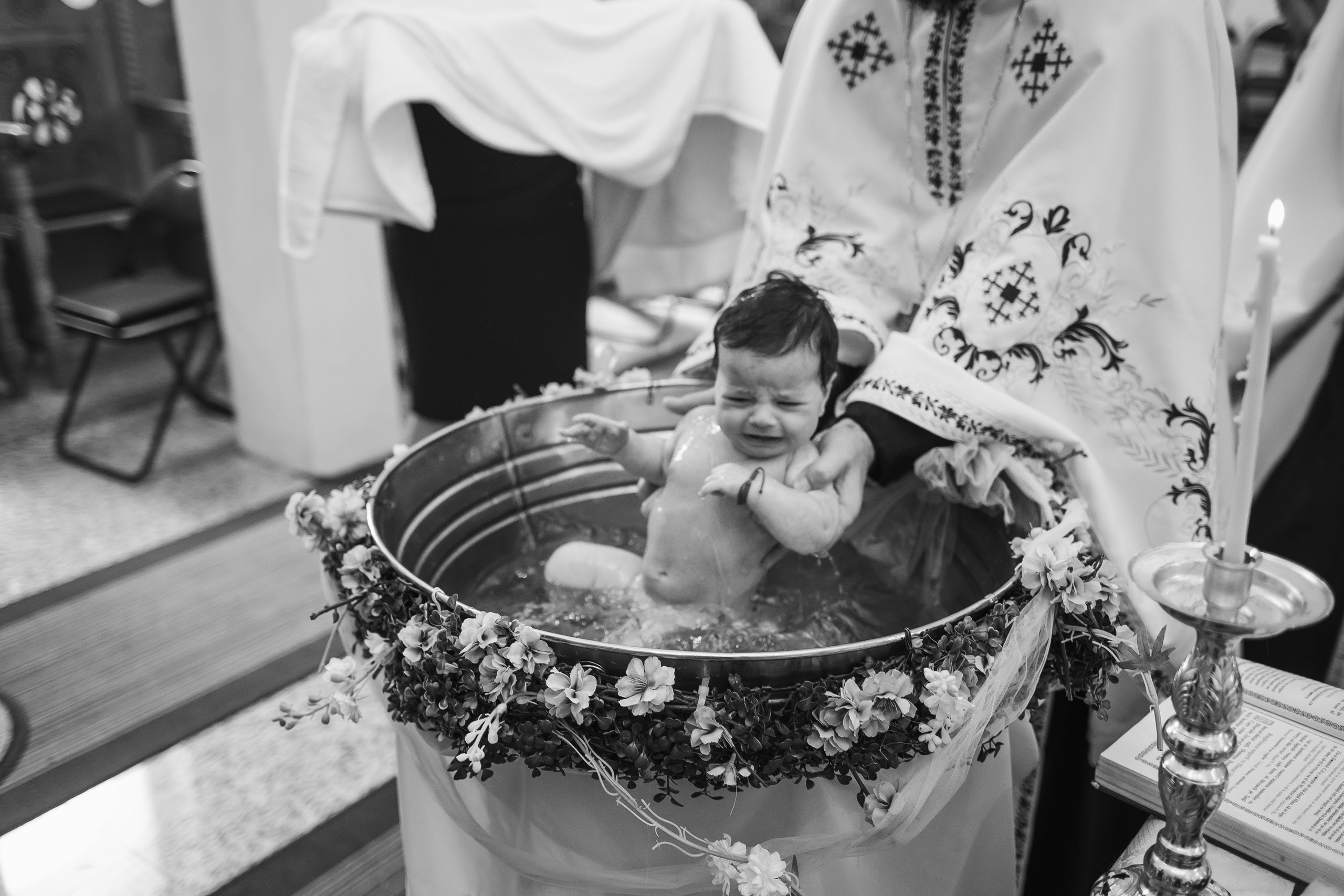 Fotografie profesională pentru evenimente Constanţa – nuntă, botez, cununie civilă. Elena Mascan – Fotograf newborn, maternitate, portret, smash the cake & branding personal | La Femme Studio Photograpy|Constanţa