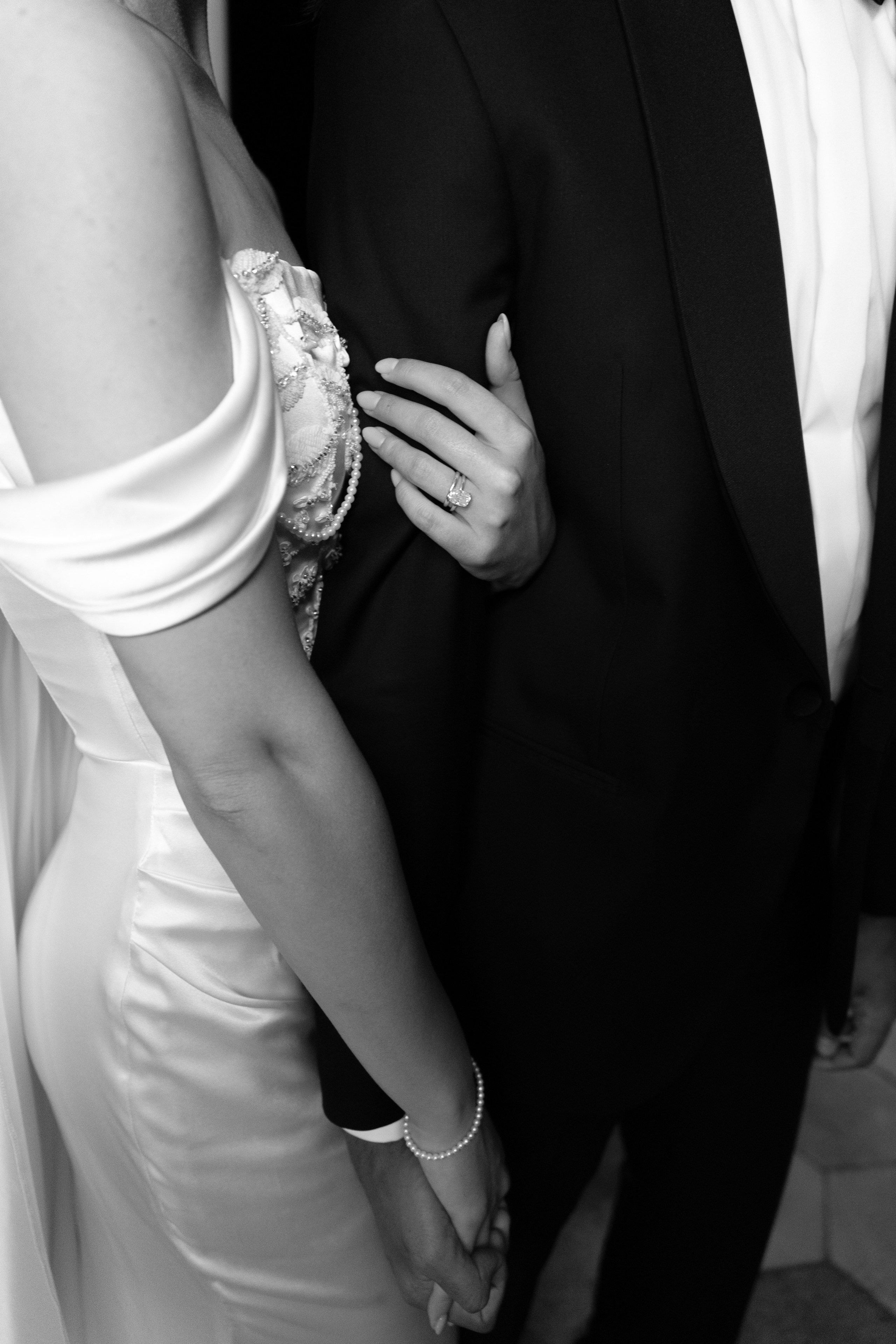 Elegant Castle Wedding in Austria | Alwin & Ruth’s Fairytale Celebration. Wedding photographer and videographer based in Timisoara, Romania