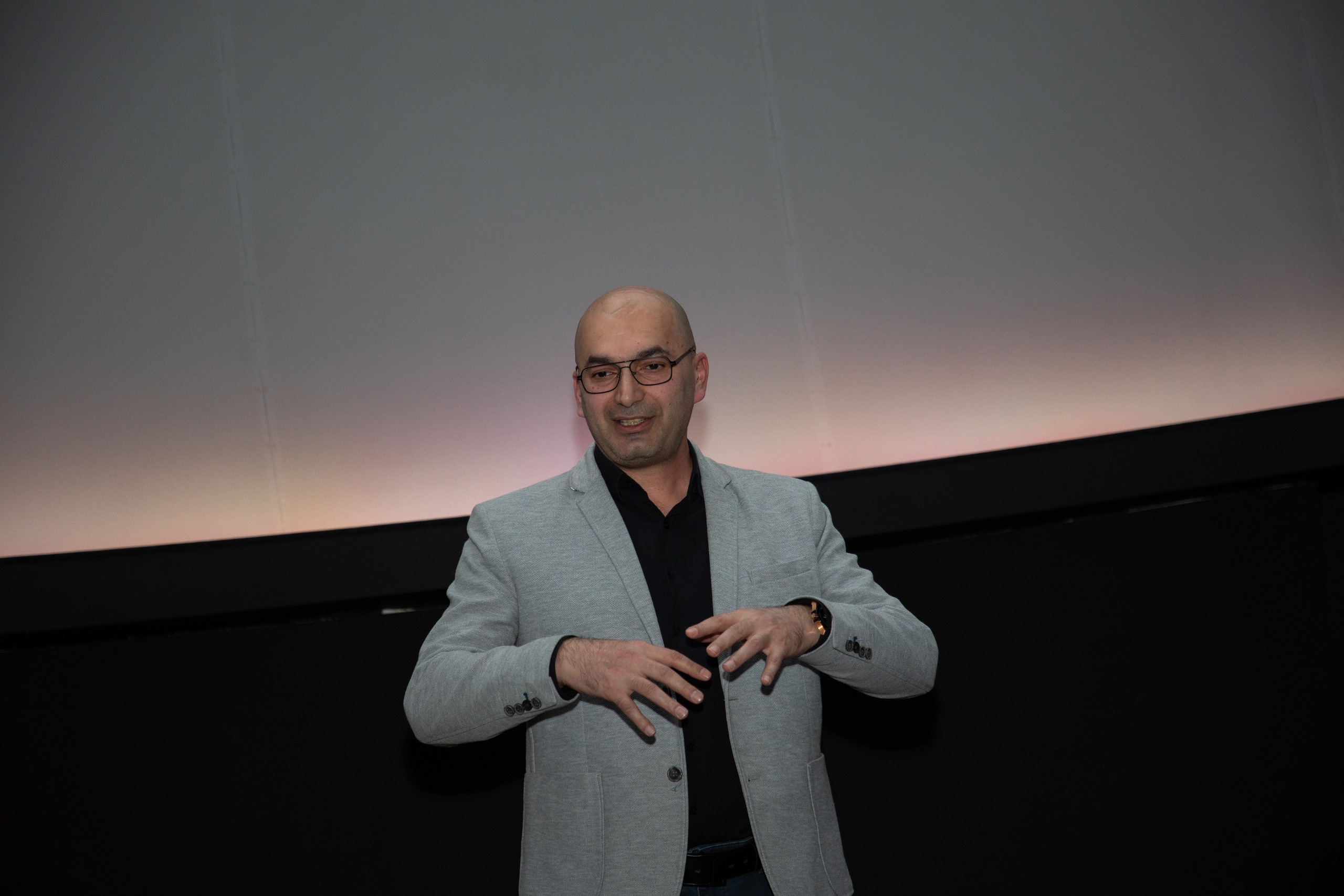 “Fundamental Astronomiya” kitabının təqdimatı keçirilib. Həvəskar Astronomlar Cəmiyyəti — Astronomy.az