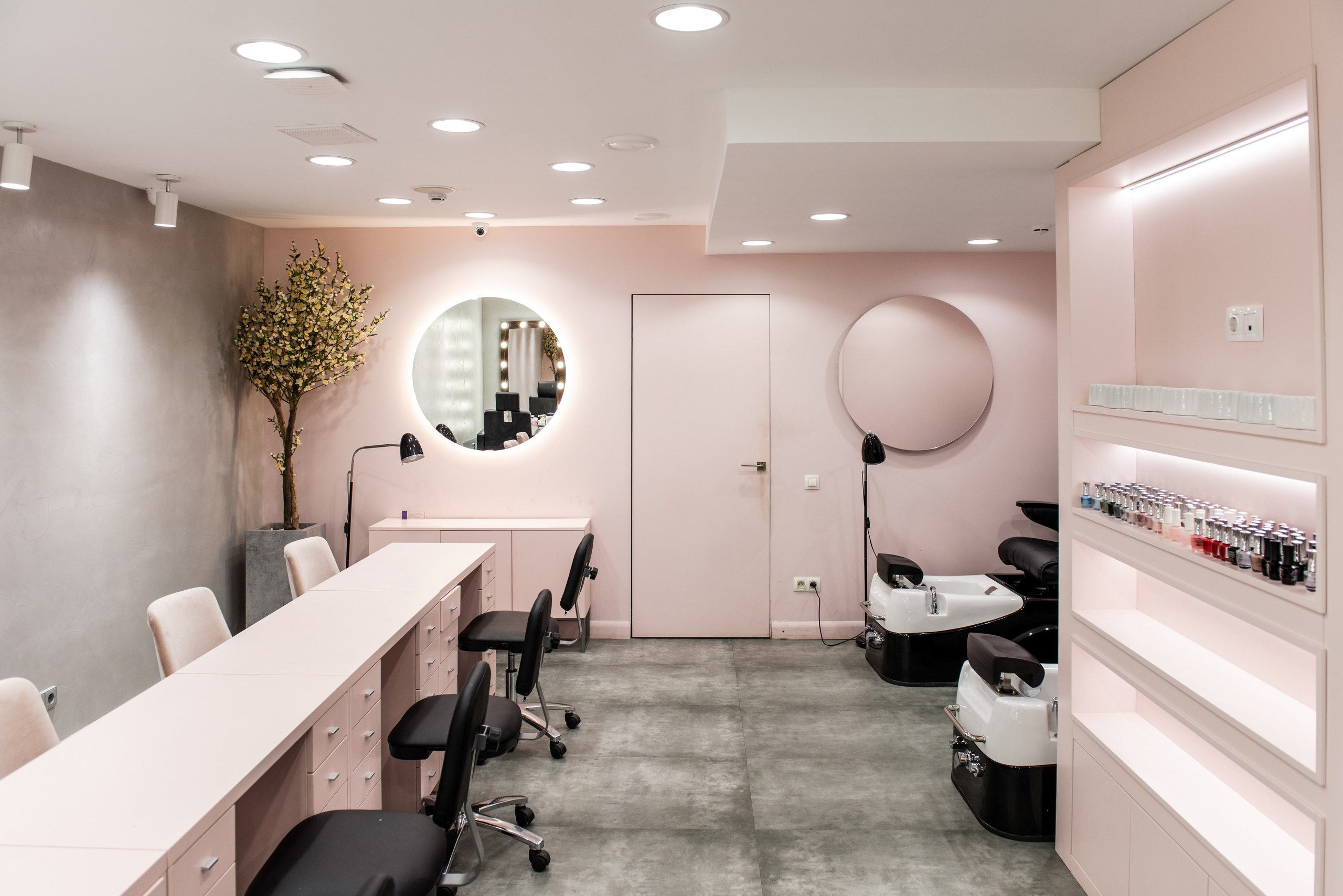 Манюкирный салон Nail Москвичка. ФОТОГРАФ МЕКСИКА КИНТАНА-РОО