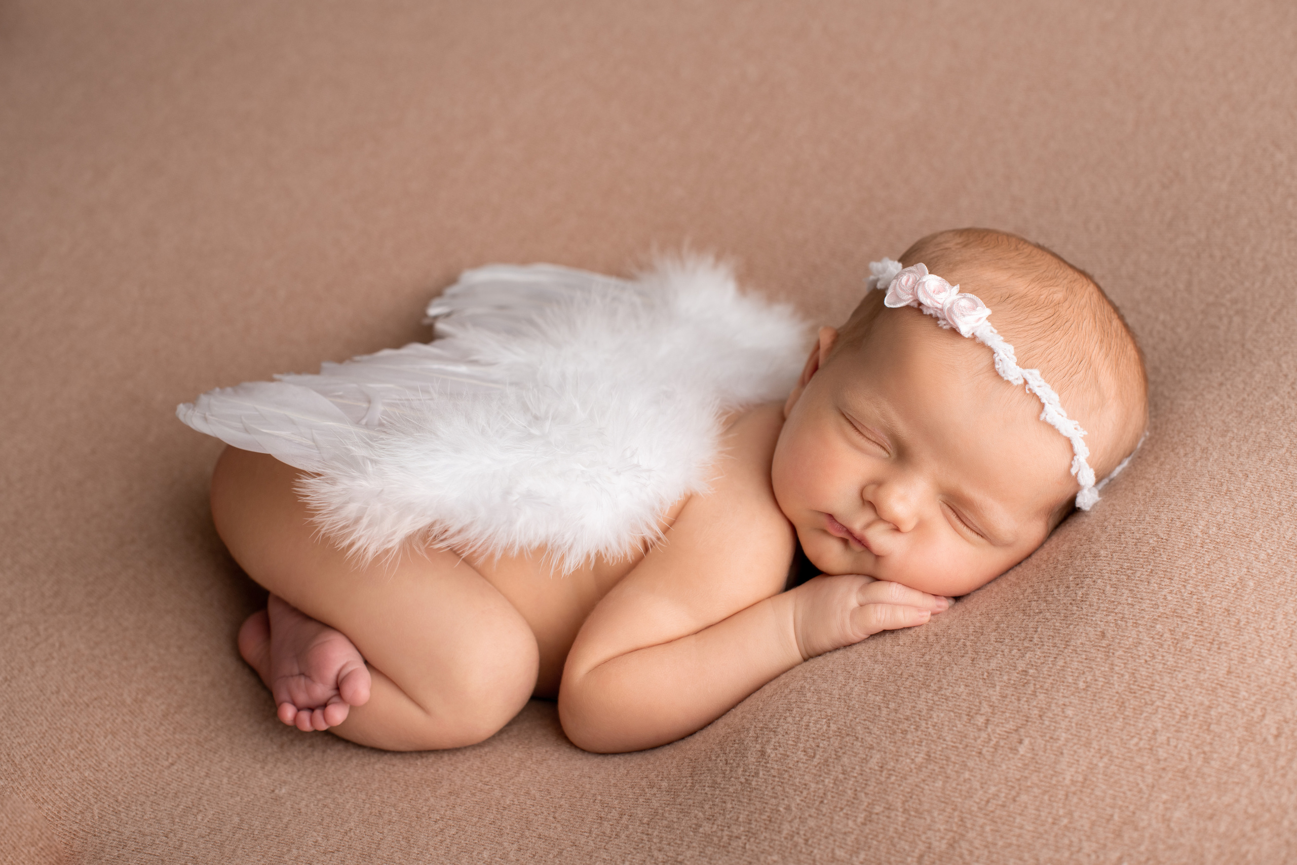 Newborn photoshop EMA (Family portraits). Newborn photographer Sacramento