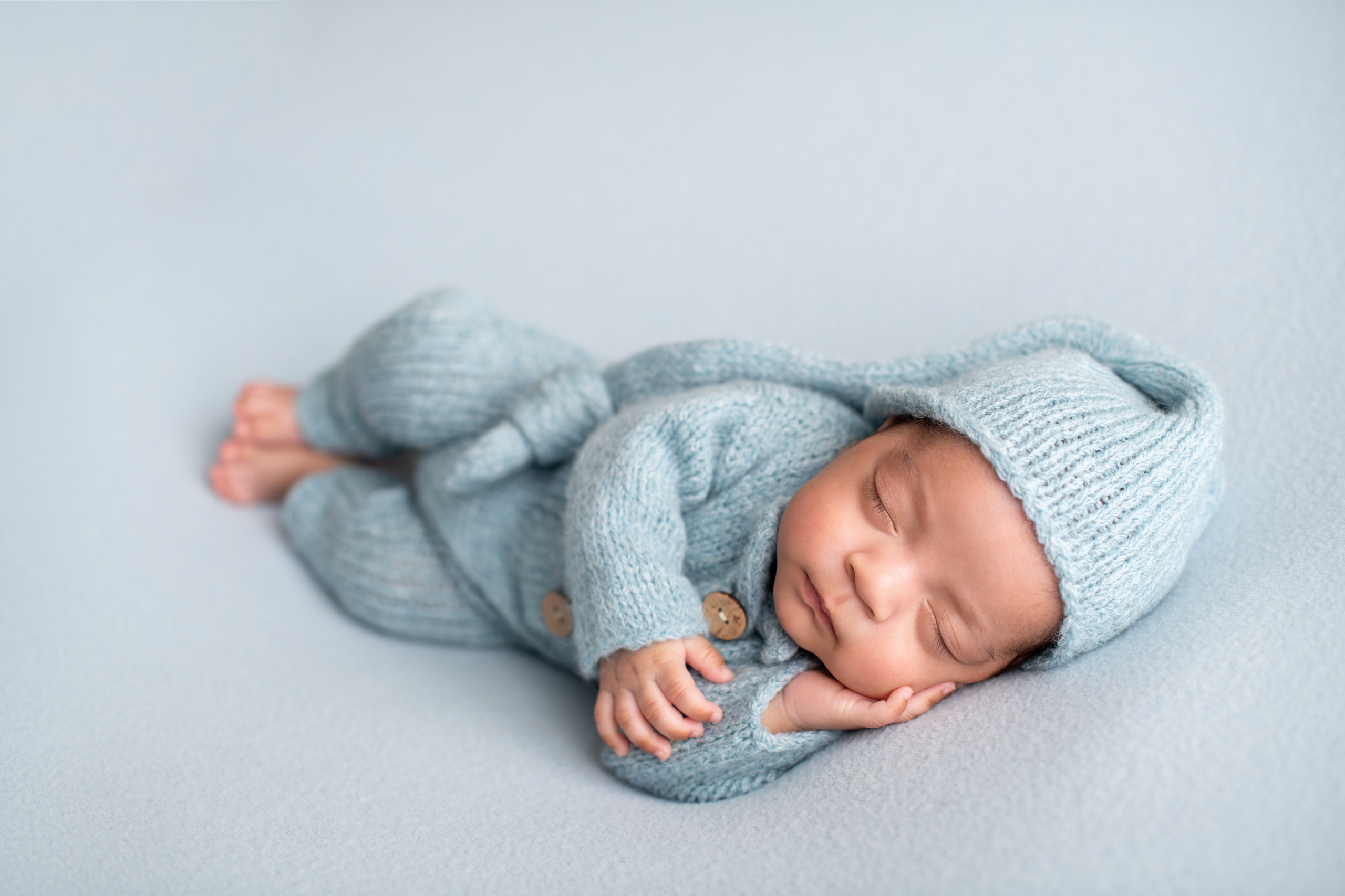 Newborn photoshot Armin. Newborn photographer Sacramento