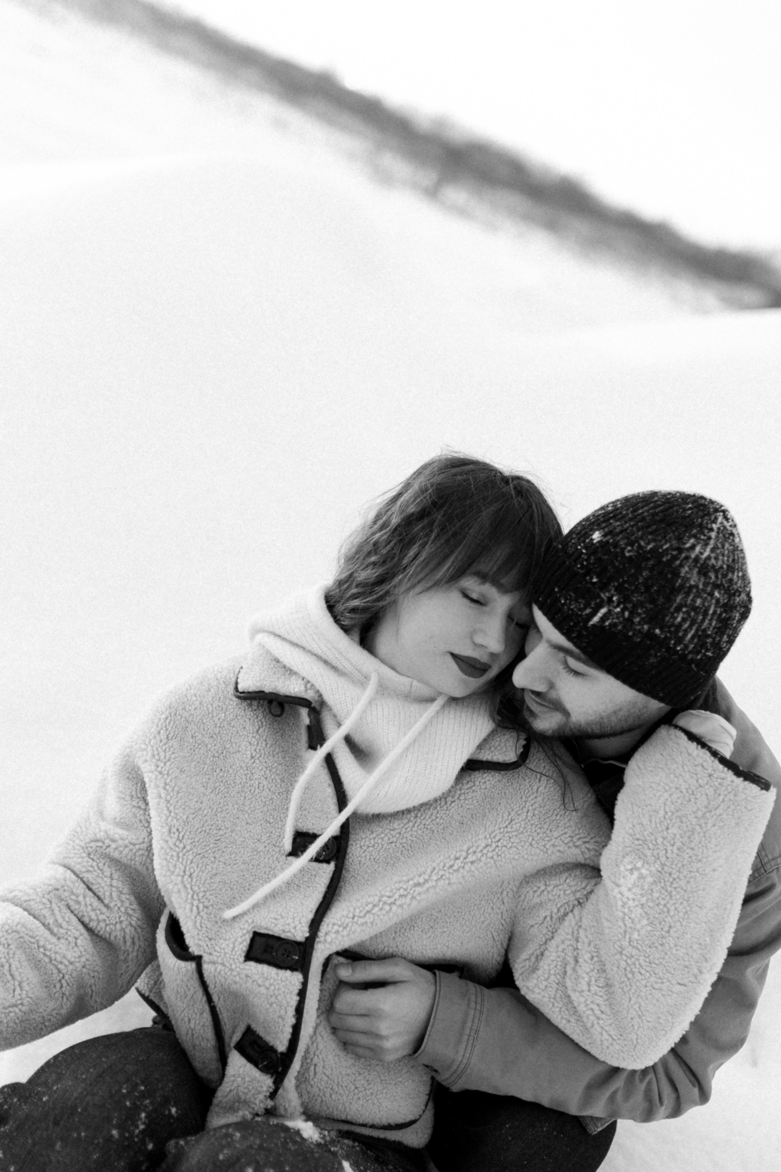 Snowy. Wedding photographer and videographer based in Timisoara, Romania