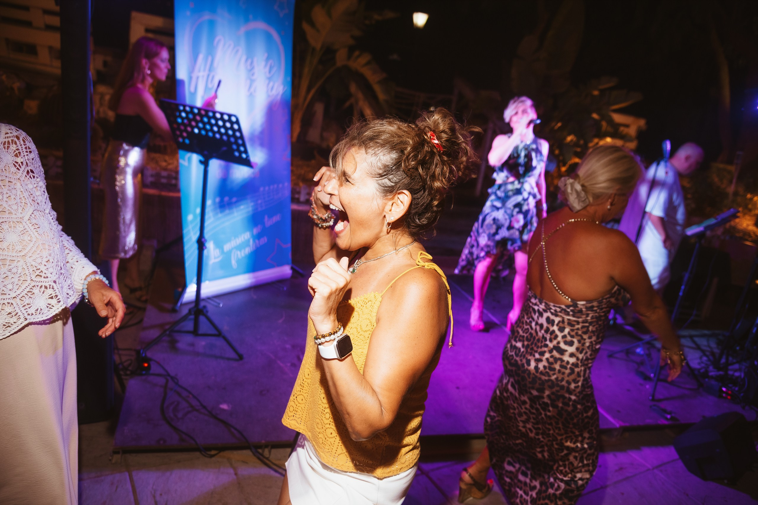 Photo report from a creative evening at the El Bosque Animado restaurant, Torrevieja
