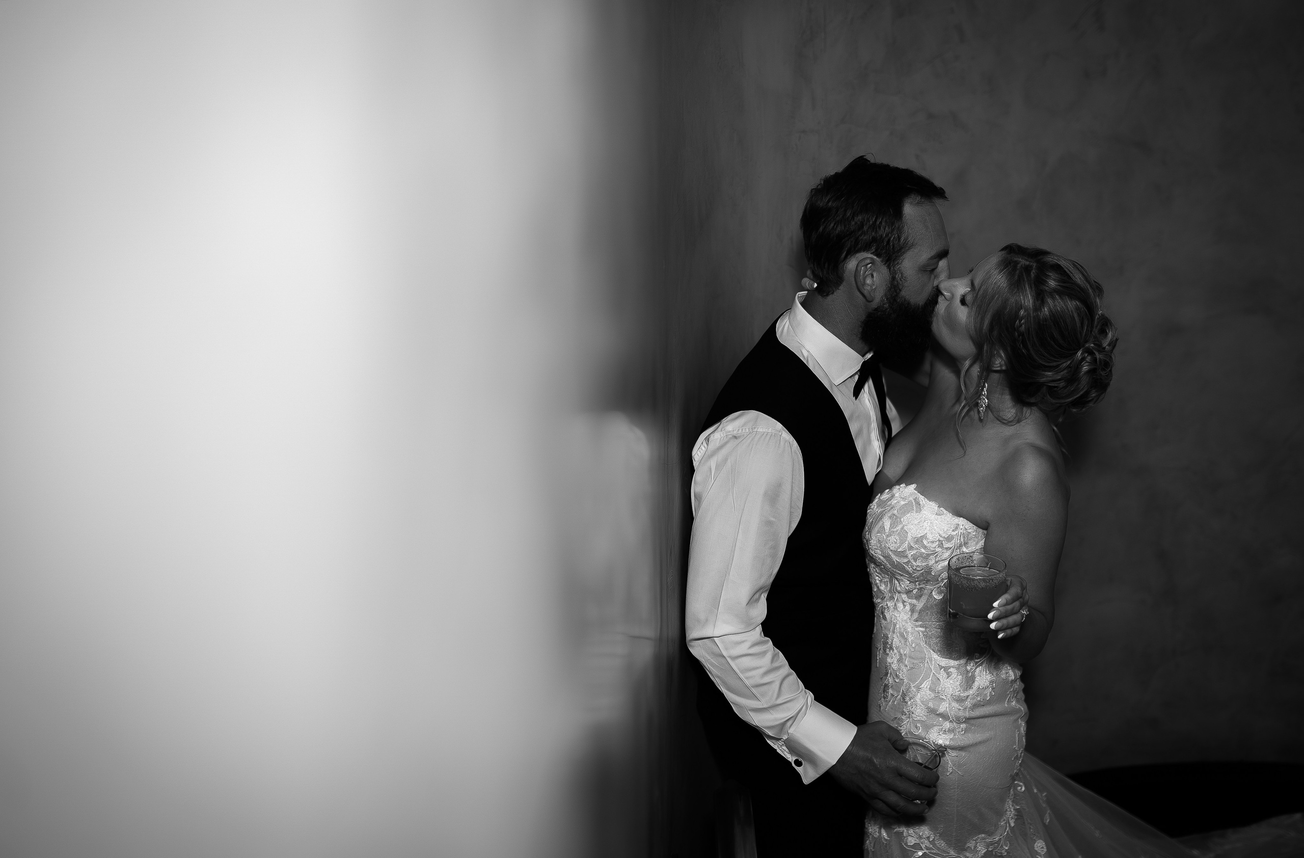 Wedding and family photographer in Calgary Kate Beliaeva