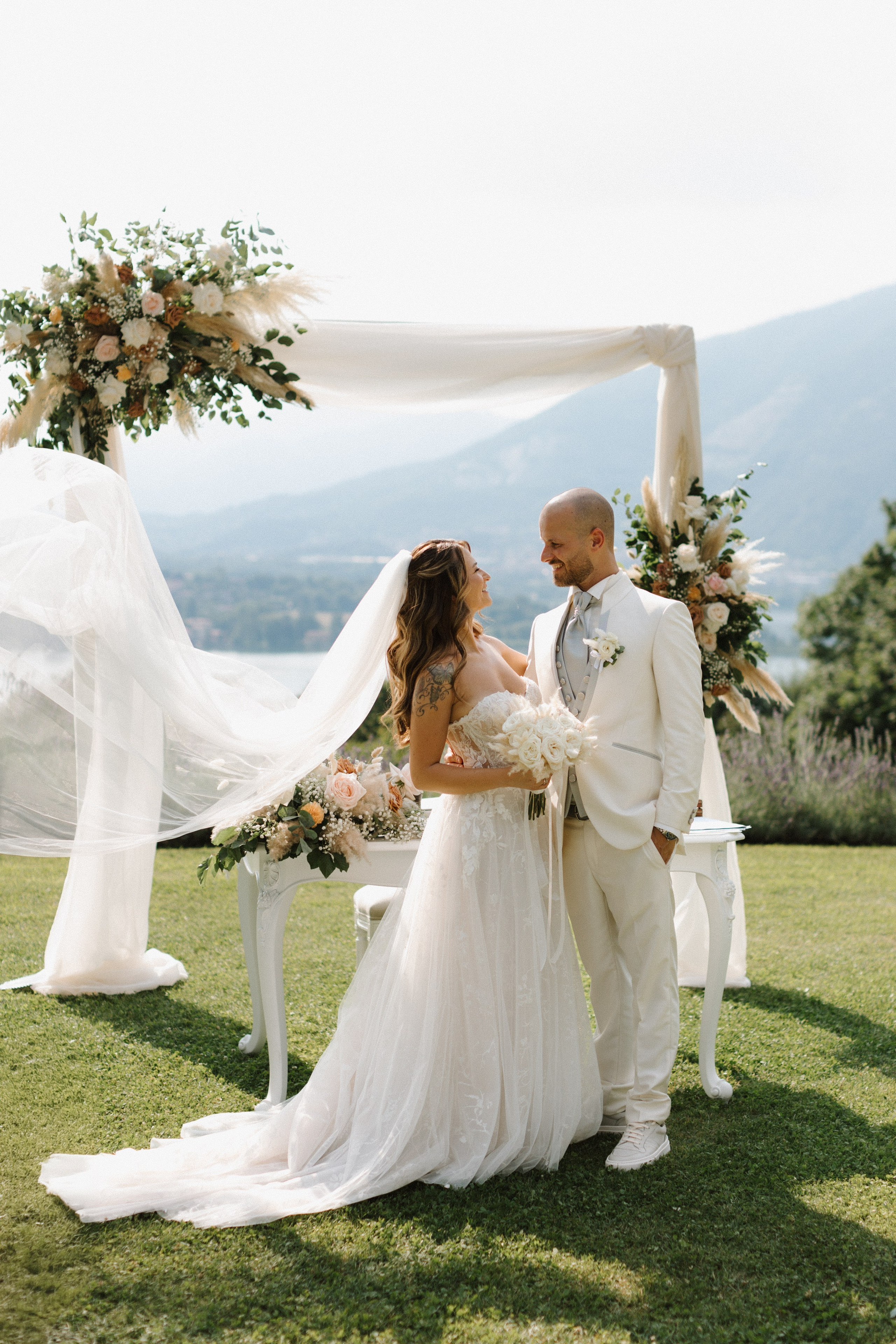 Bride and groom in Lake Come Italy