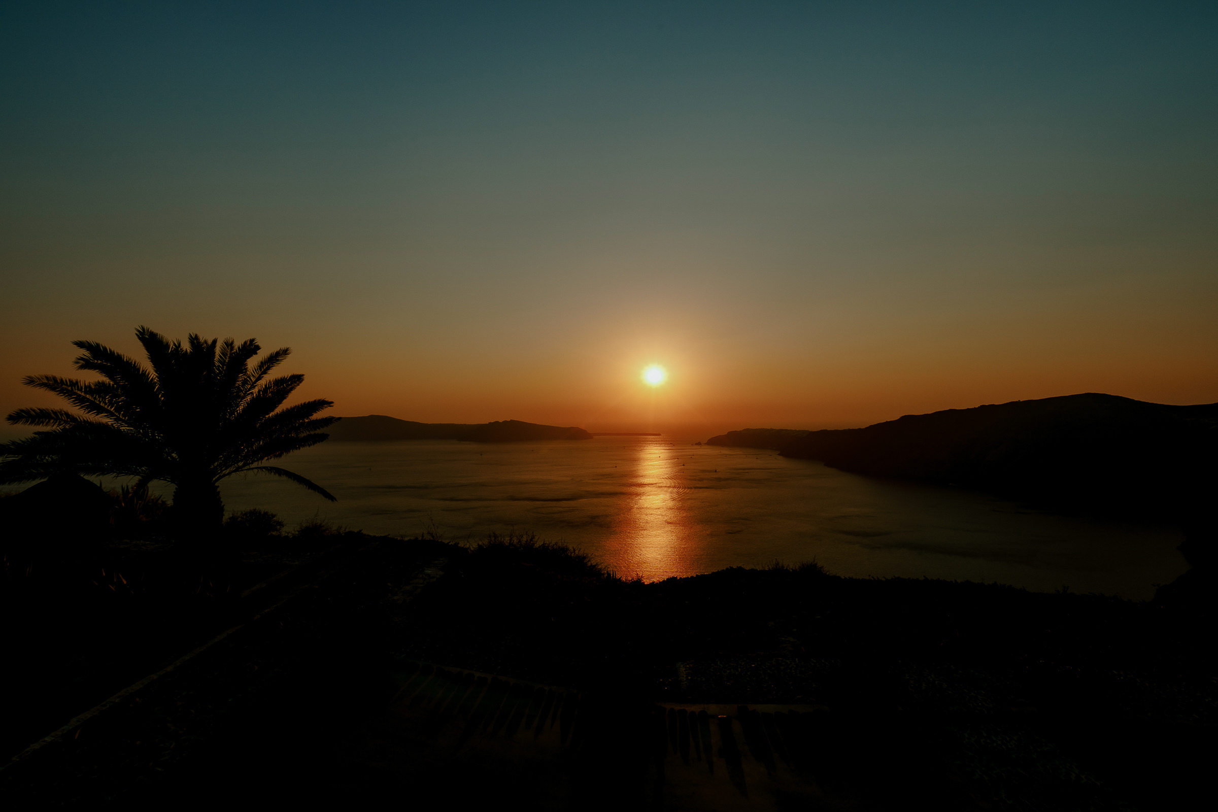 Drunk in love -Santorini-. Servicii Foto Video în Chișinău și Europa ID-Brothers