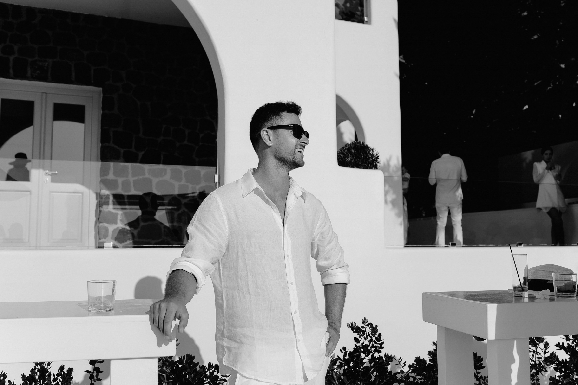 Drunk in love -Santorini-. Servicii Foto Video în Chișinău și Europa ID-Brothers