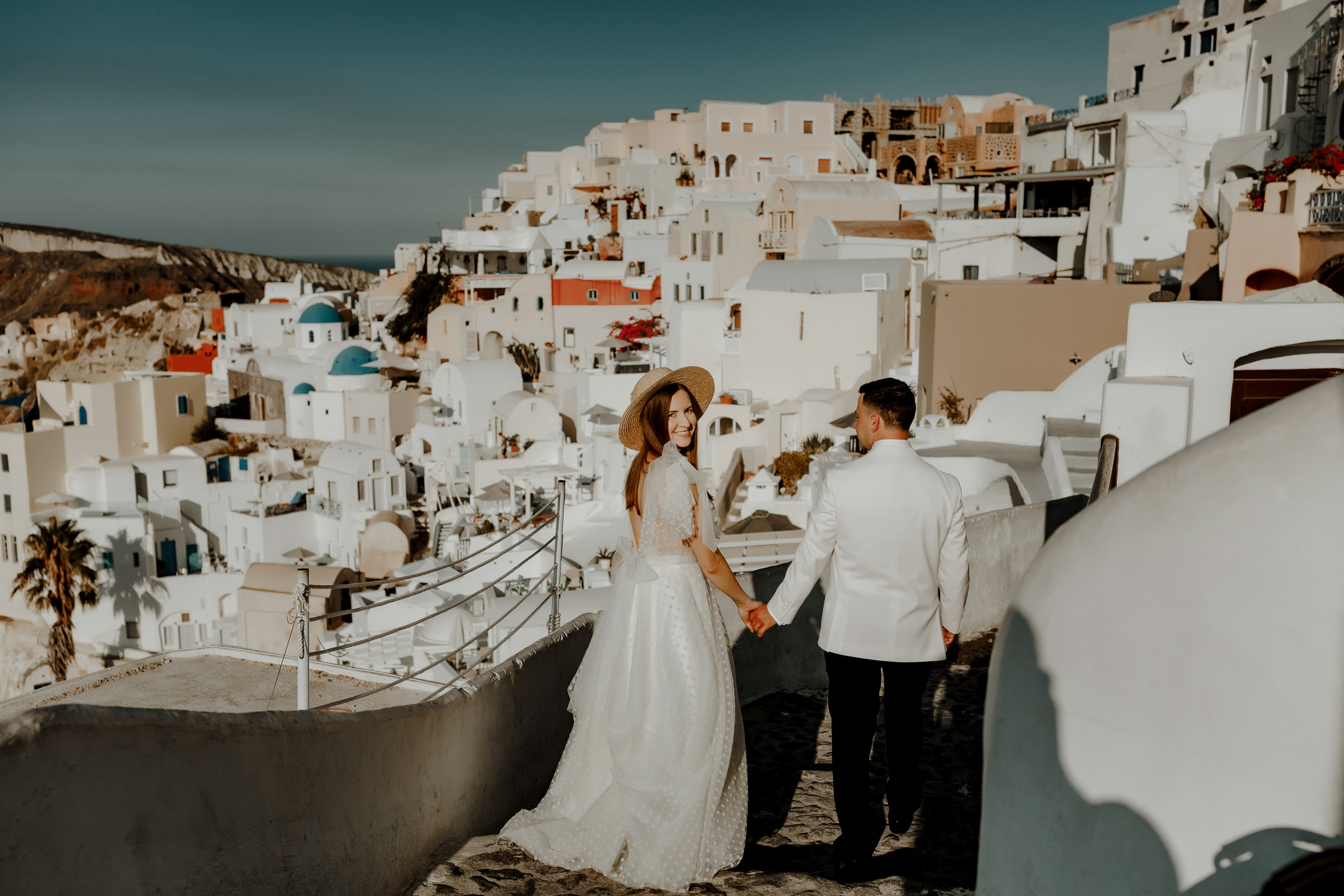 Drunk in love -Santorini-. Servicii Foto Video în Chișinău și Europa ID-Brothers