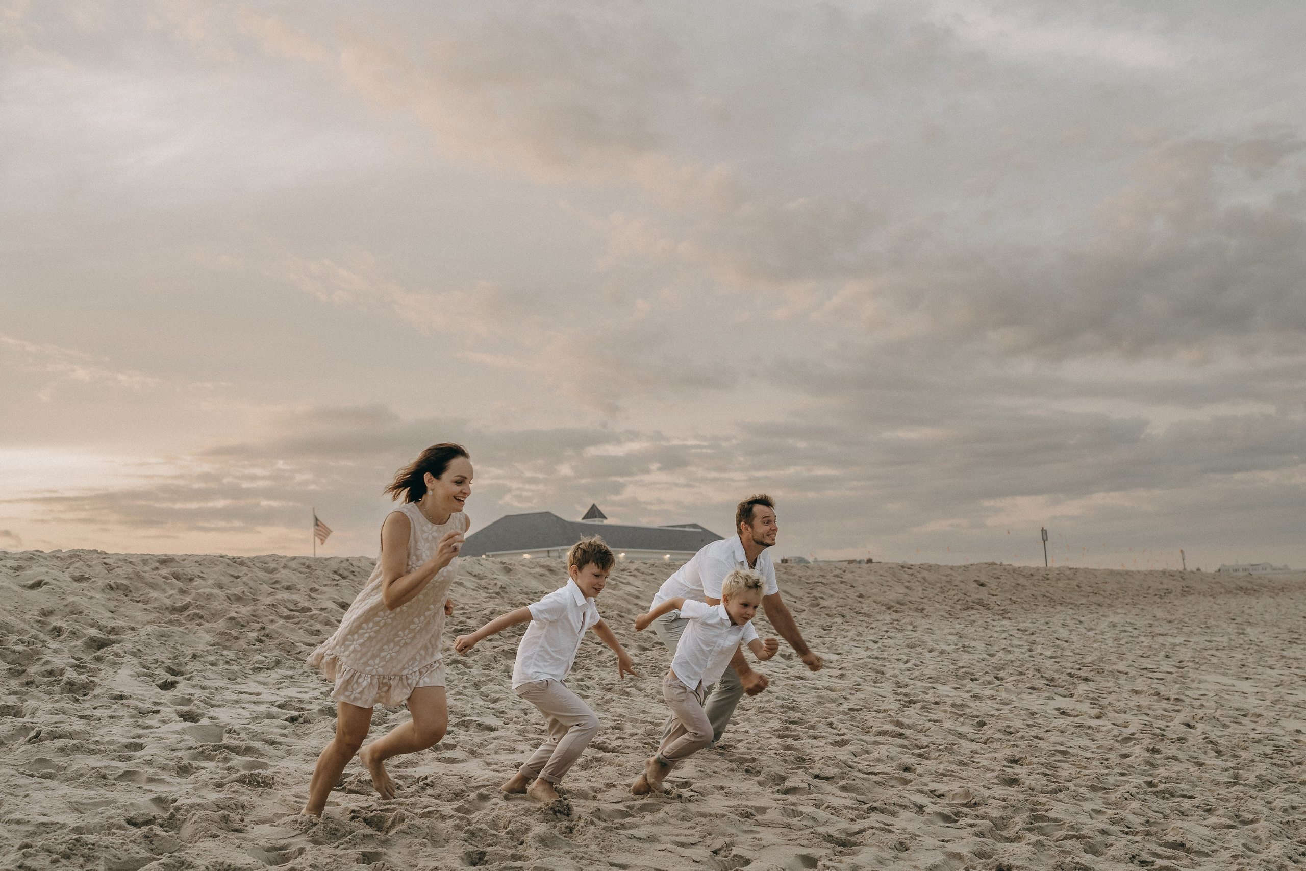 Beach Family Photography – Relaxed & Beautiful Moments. Alisa Tant — Family and newborn photographer Bucks County, Montgomery county, Philadelphia, NJ