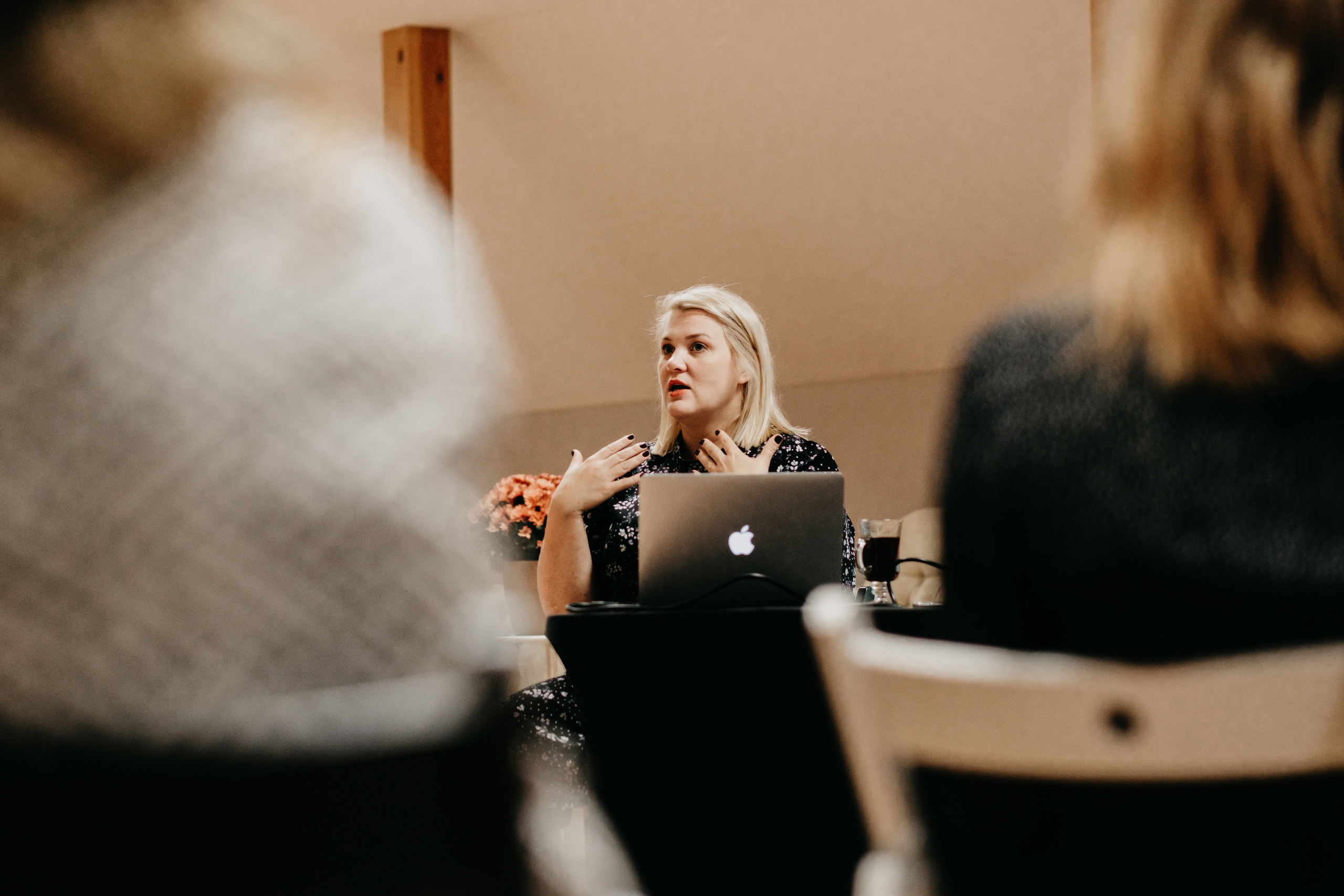 Personīgā stila restarts / Indra Salceviča @ MAZĀ LAPSA - Svētku un rotaļu telpa. Kāzu × Ģimenes notikumu fotografs Edgars Kalniņš