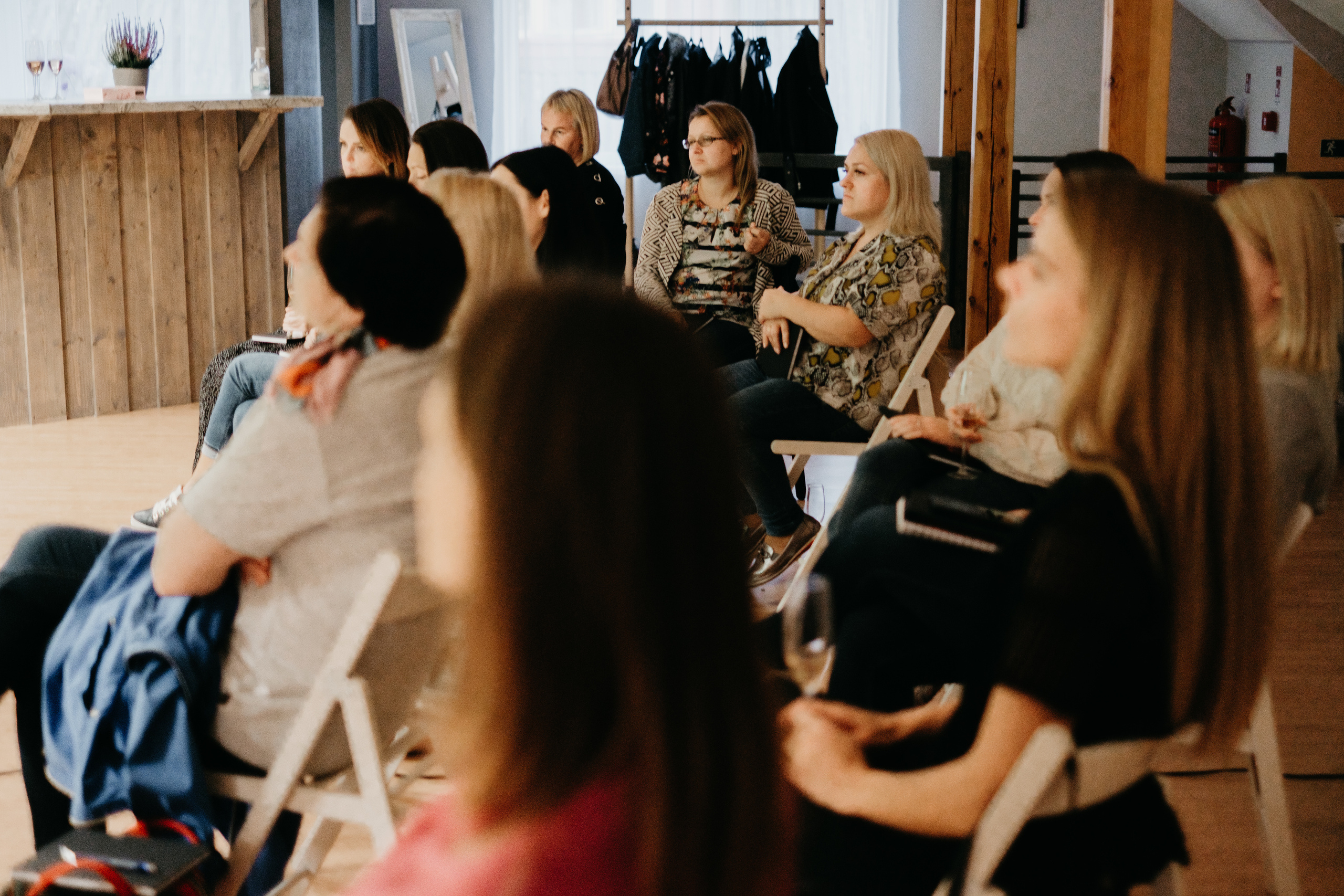 Personīgā stila restarts / Indra Salceviča @ MAZĀ LAPSA - Svētku un rotaļu telpa. Kāzu × Ģimenes notikumu fotografs Edgars Kalniņš