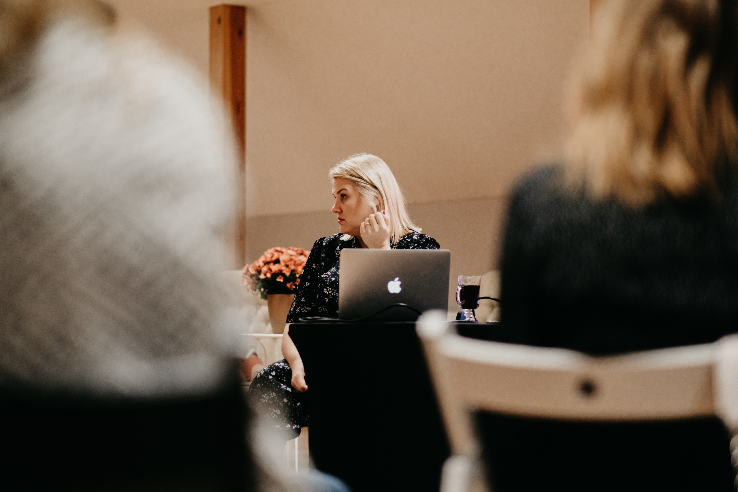 Personīgā stila restarts / Indra Salceviča @ MAZĀ LAPSA - Svētku un rotaļu telpa. Kāzu × Ģimenes notikumu fotografs Edgars Kalniņš