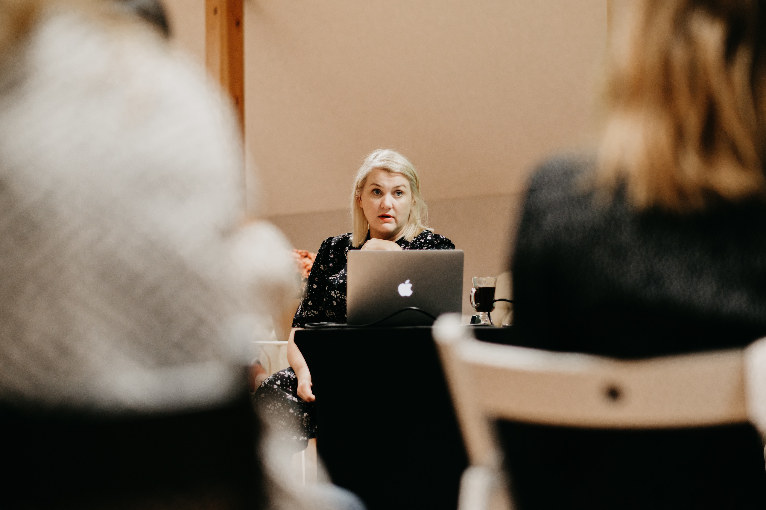 Personīgā stila restarts / Indra Salceviča @ MAZĀ LAPSA - Svētku un rotaļu telpa. Kāzu × Ģimenes notikumu fotografs Edgars Kalniņš