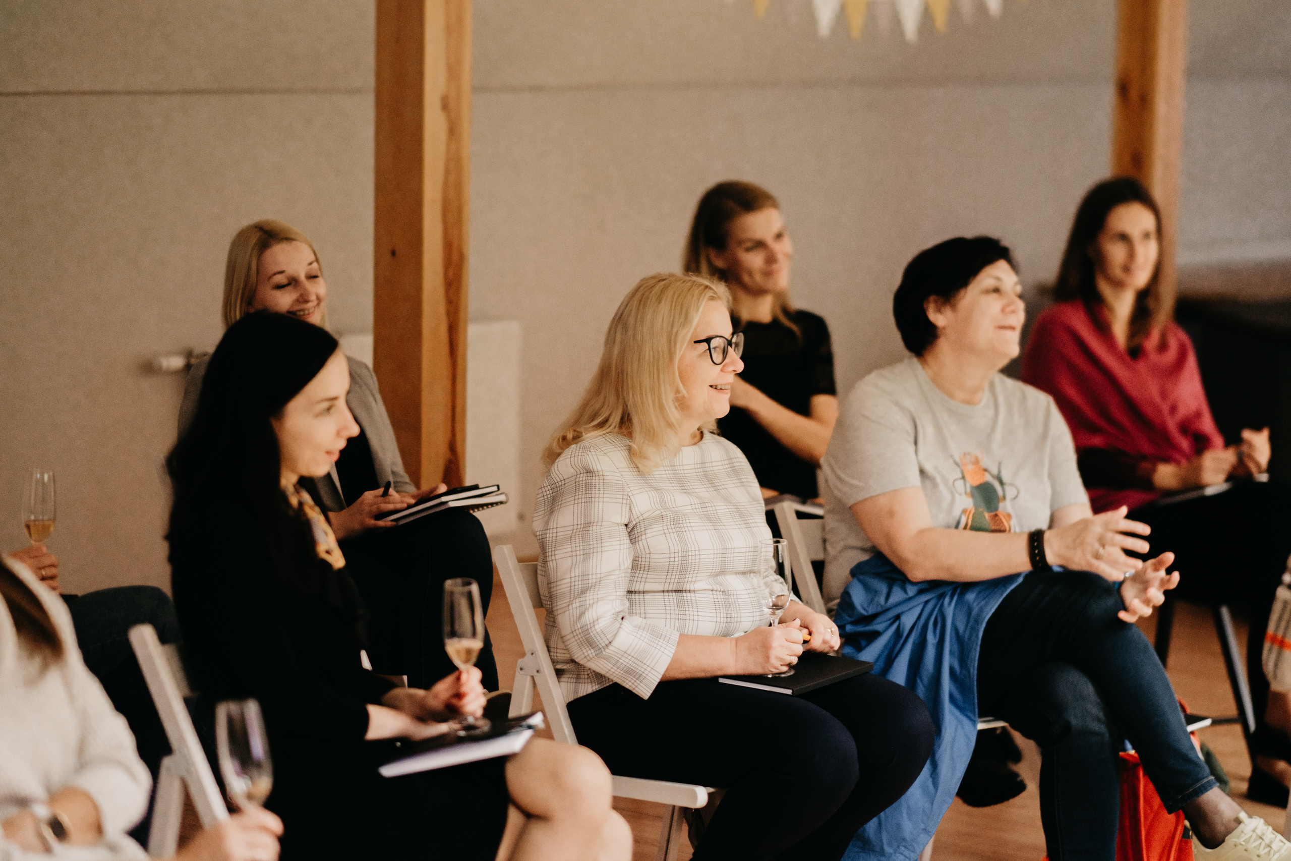 Personīgā stila restarts / Indra Salceviča @ MAZĀ LAPSA - Svētku un rotaļu telpa. Kāzu × Ģimenes notikumu fotografs Edgars Kalniņš