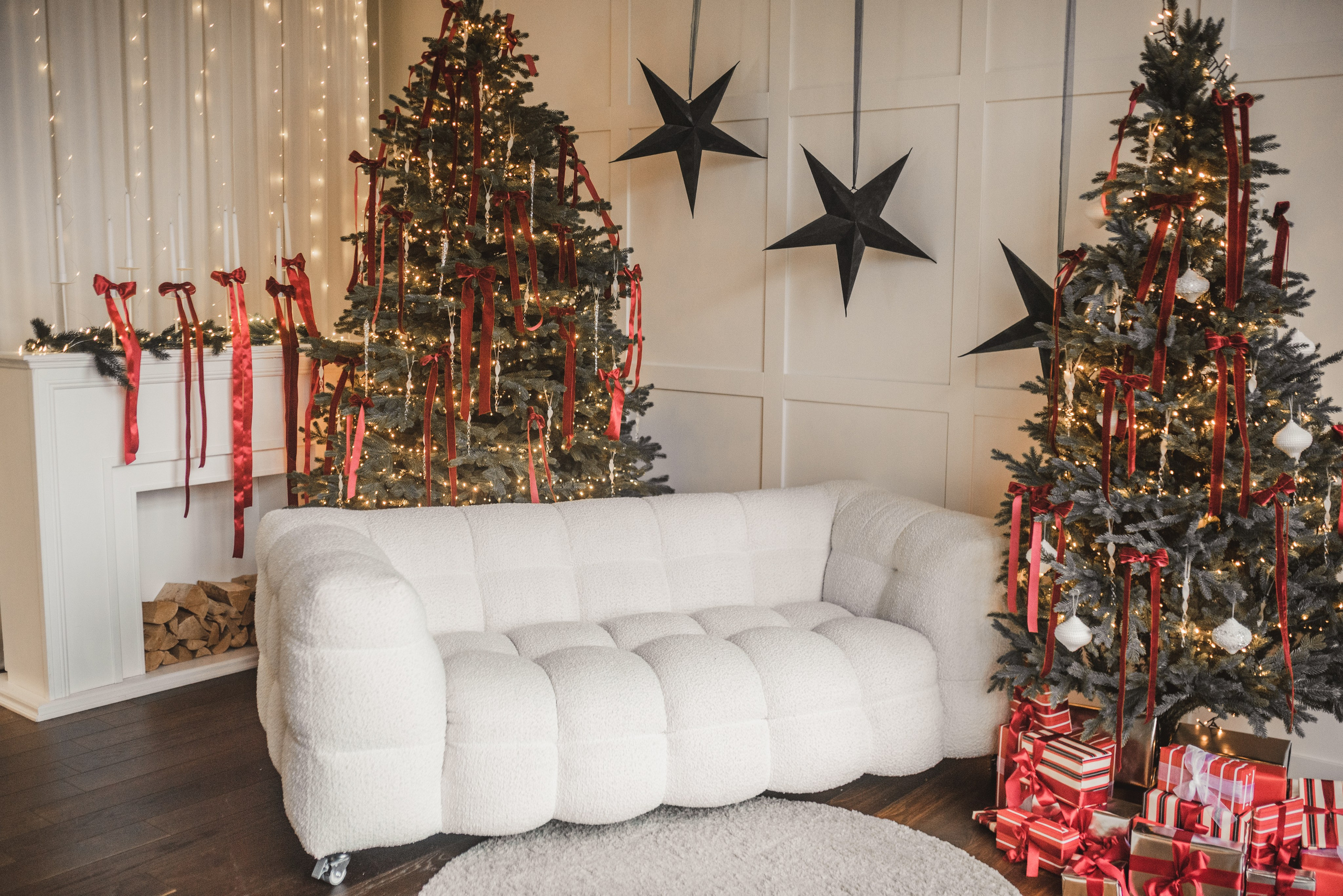 Fotostudijas Ziemassvētku Dekors – Maģiska svētku fotosesijas atmosfēra Rīgā. Fotostudija VEF Rīga