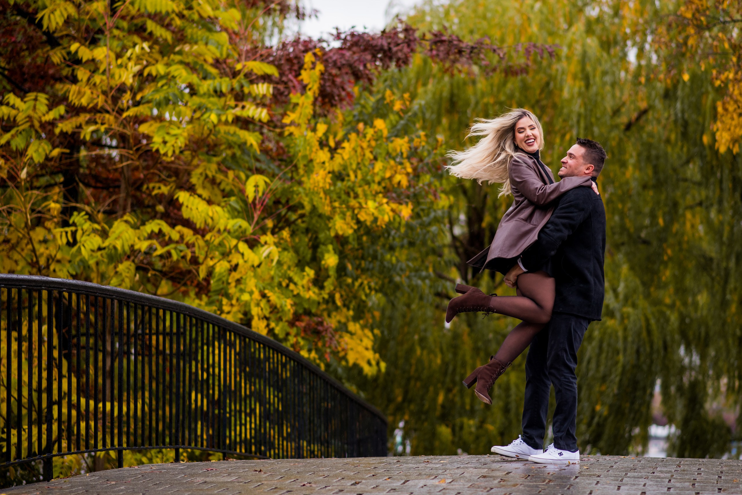 Capturing Fall Love: Shelen and Marcelo’s Romantic Photoshoot in Boston. Wedding photographer in Orlando, Boston & New York Anderson Marques