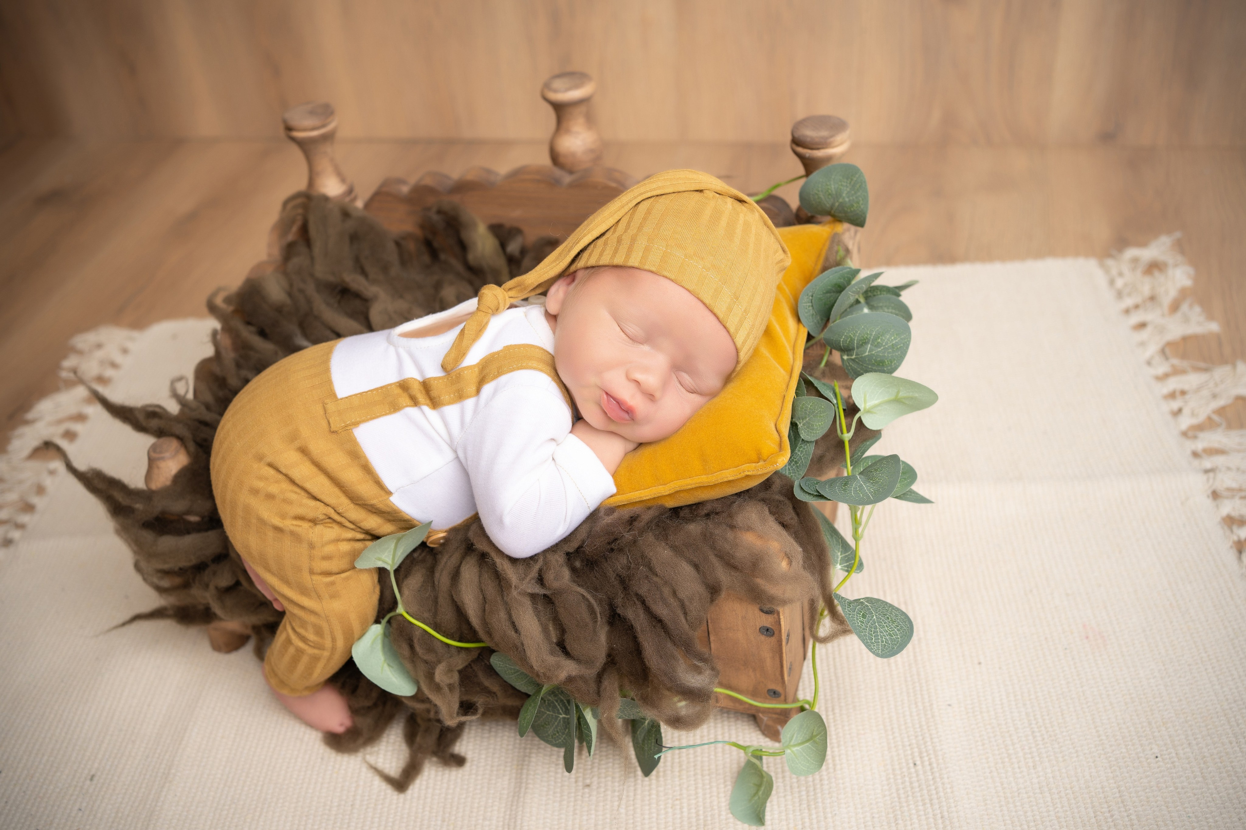 NEWBORN. BabyBumpbyCristinaH