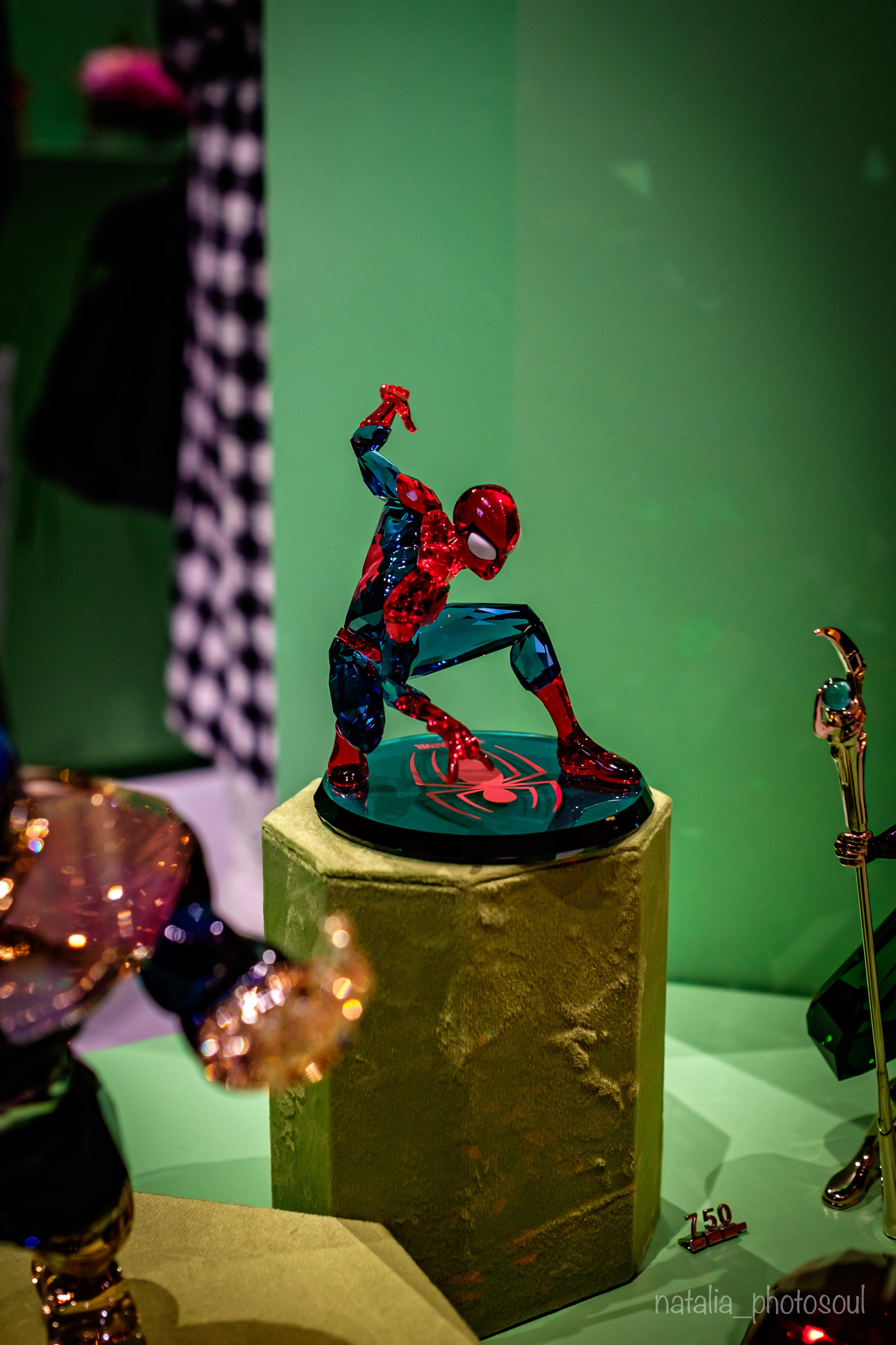 SWAROVSKI MASTERS OF LIGHT FROM VIENNA TO SEOUL. Photographer in Seoul Dobrokvashina Natalya