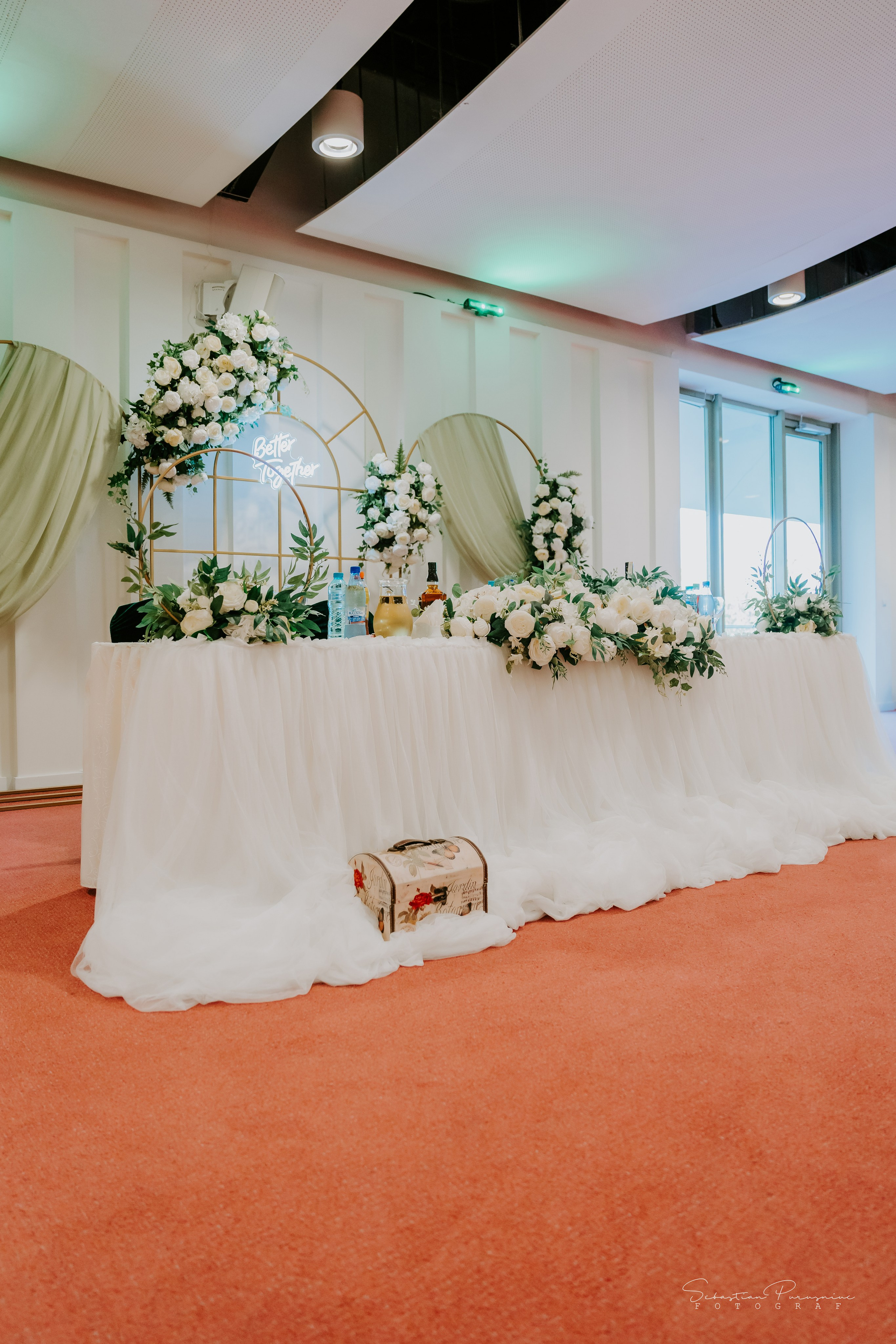 Alexandra & Andrei. Sebastian Purusniuc Fotograf - Iasi