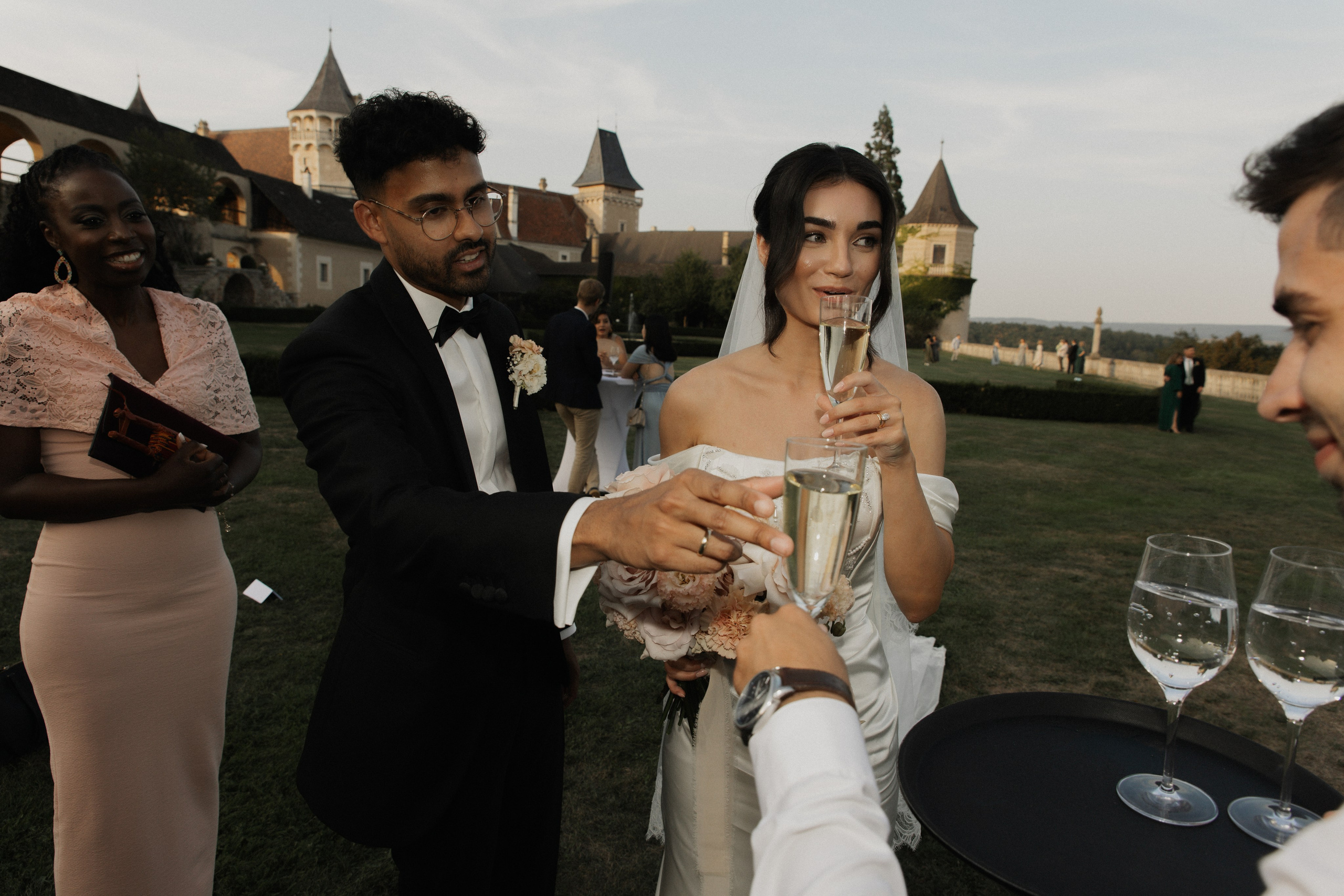 Elegant Castle Wedding in Austria | Alwin & Ruth’s Fairytale Celebration. Wedding photographer and videographer based in Timisoara, Romania