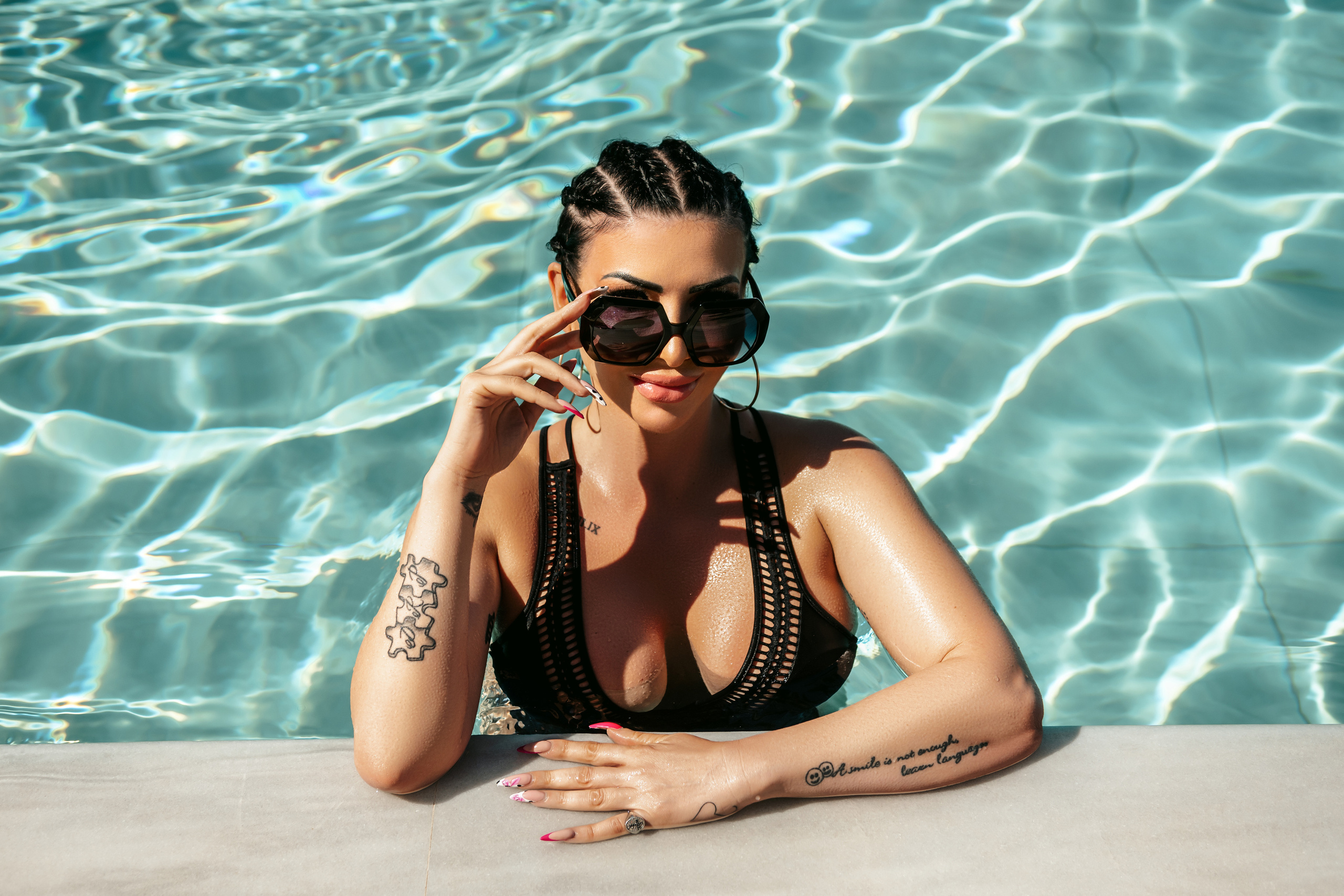 Summer vibes with amazing Despina. Photographer Crete | Portrait Photographer | Evgenios Paopano