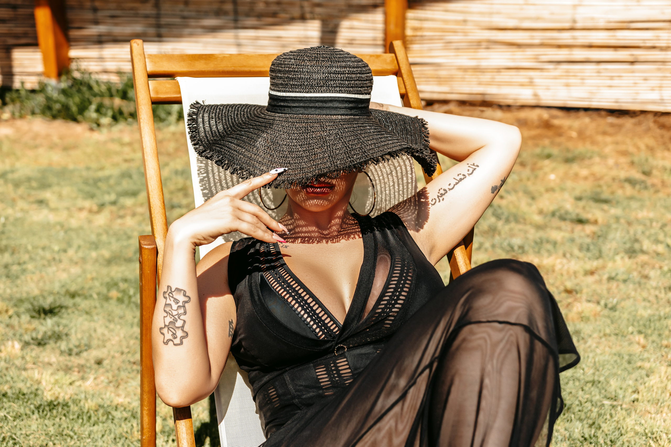 Summer vibes with amazing Despina. Photographer Crete | Portrait Photographer | Evgenios Paopano