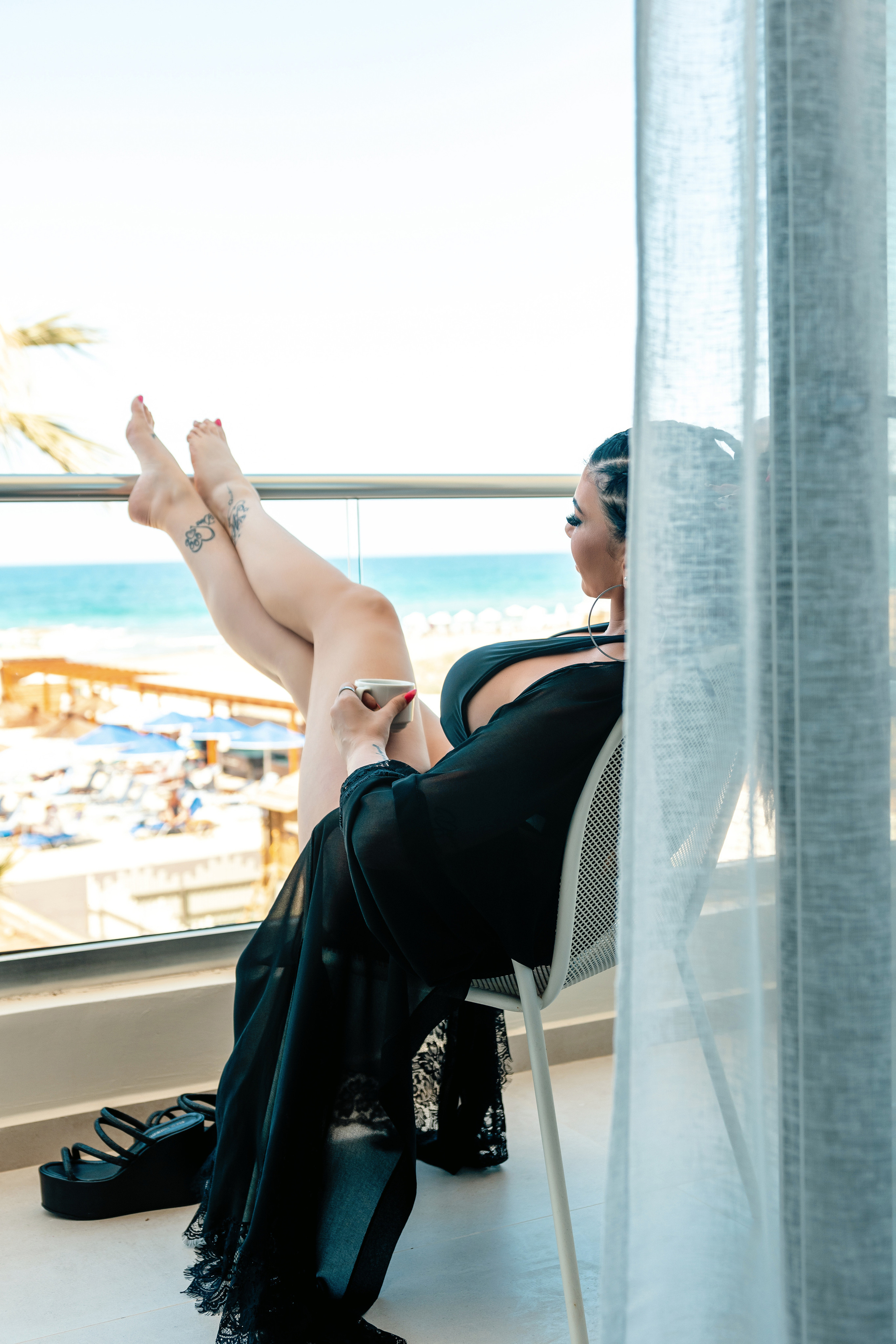 Summer vibes with amazing Despina. Photographer Crete | Portrait Photographer | Evgenios Paopano