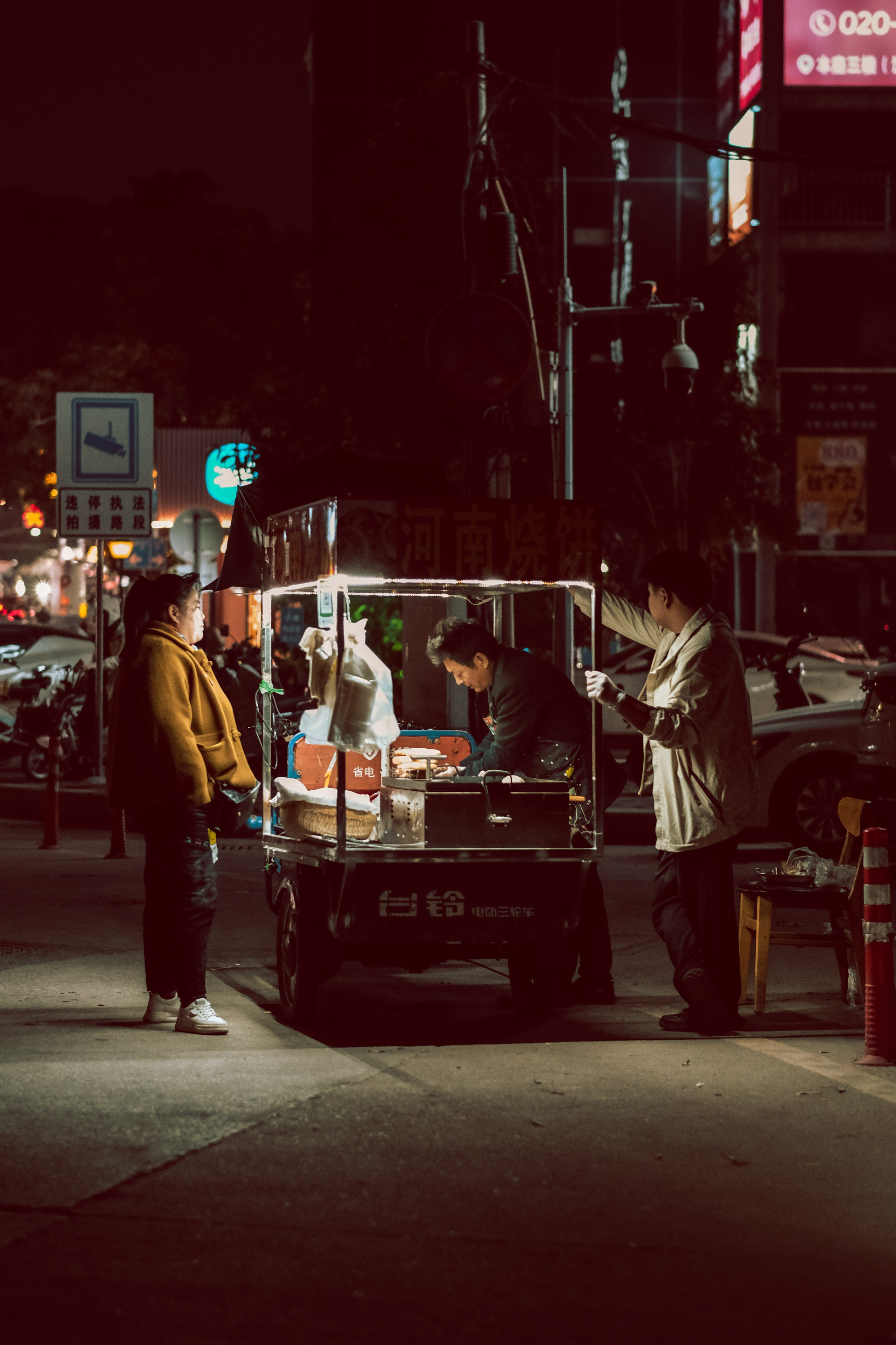 Guangzhou Street Photography | Candid Street Photography by Yukophotography | 街头摄影师广州