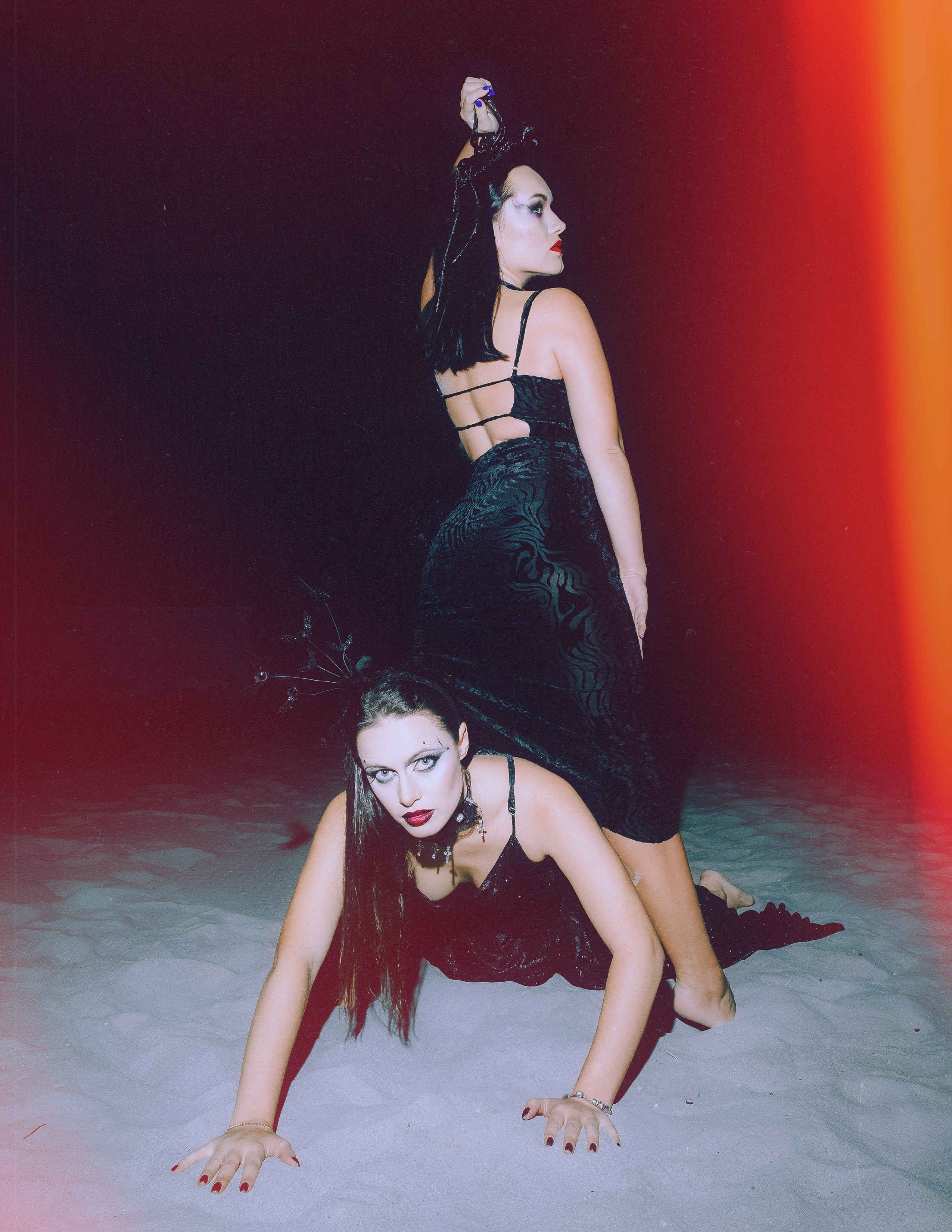 Мистическая Halloween-фотосессия на пляже: фотограф Аликанте и Торревьеха для креативных съемок — Андрей Луковников