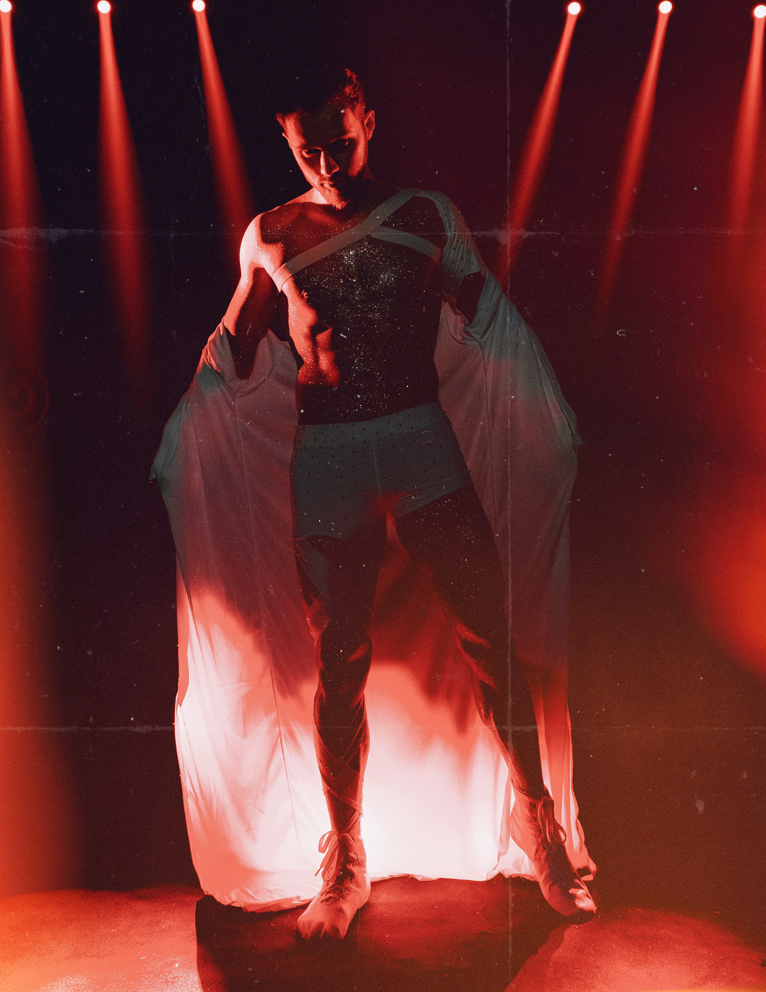 Креативная портретная фотосессия с артистами цирка Circo Quiros в Торревьехе, Аликанте